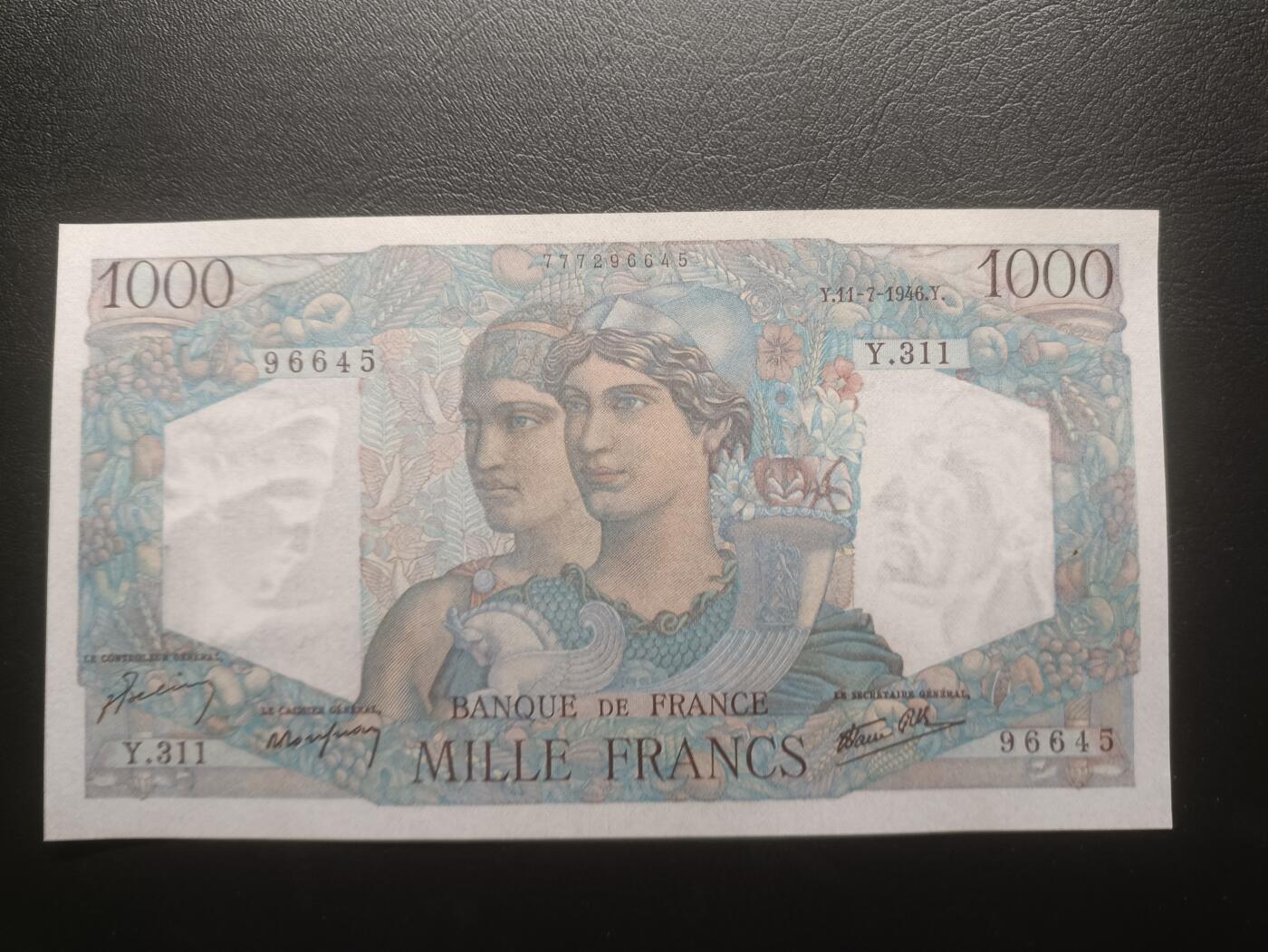 2025十一月第四期，总202期 法国1946年1000法郎UNC-有针孔，女武神和农妇，战后初期发行
