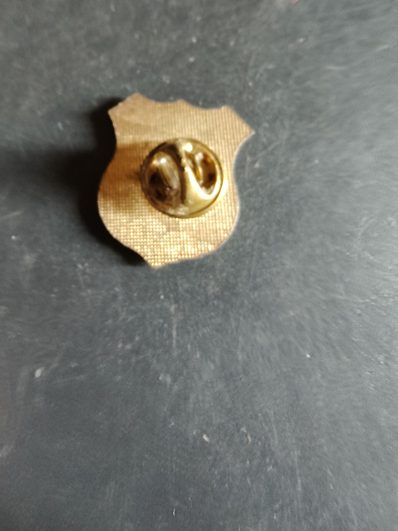 老王徽章第163期 13-15日三场连拍 16日统一发货  13、14日结束后可寄存 美国国防部警察徽章 