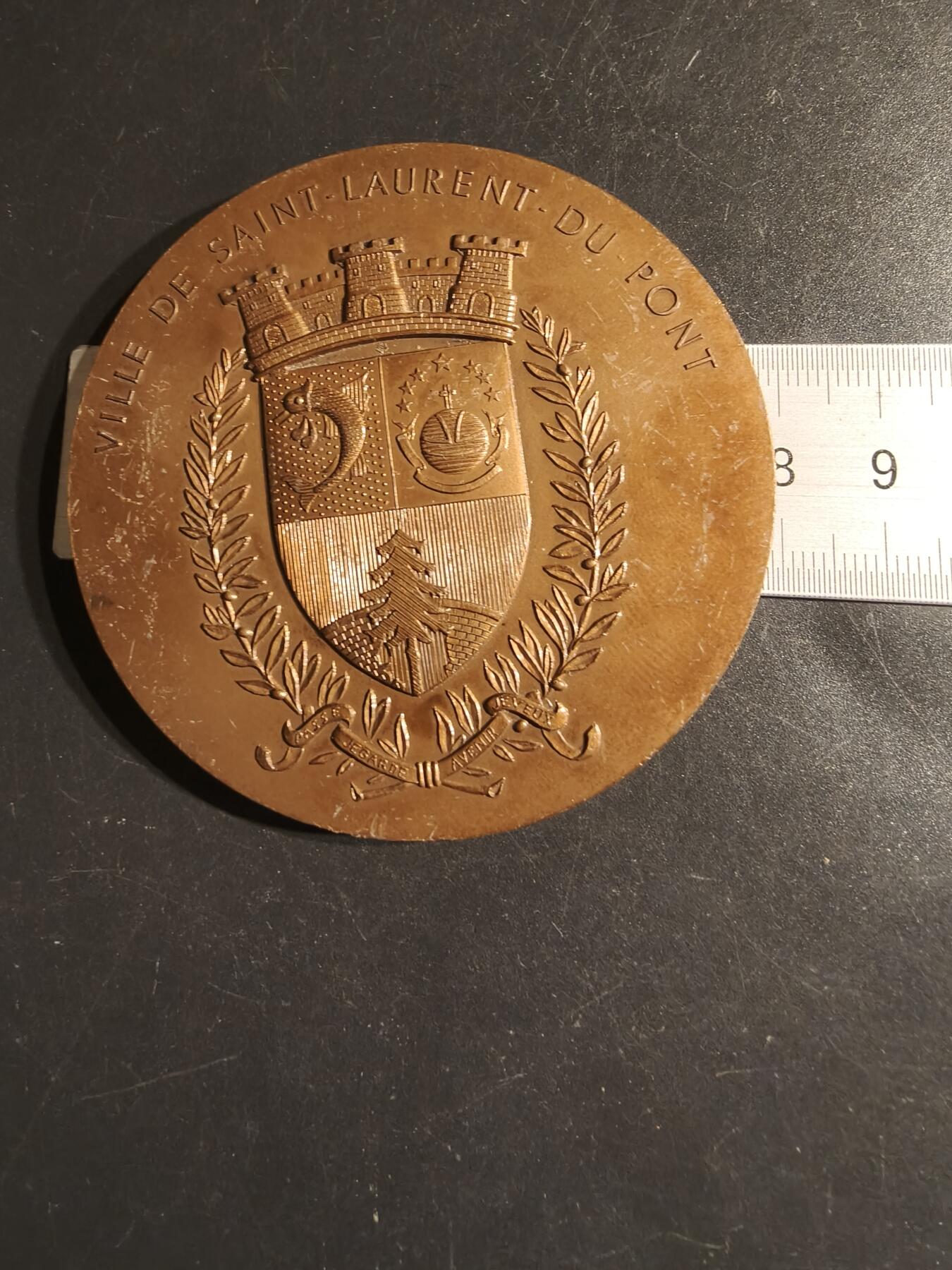 老王徽章第163期 13-15日三场连拍 16日统一发货  13、14日结束后可寄存