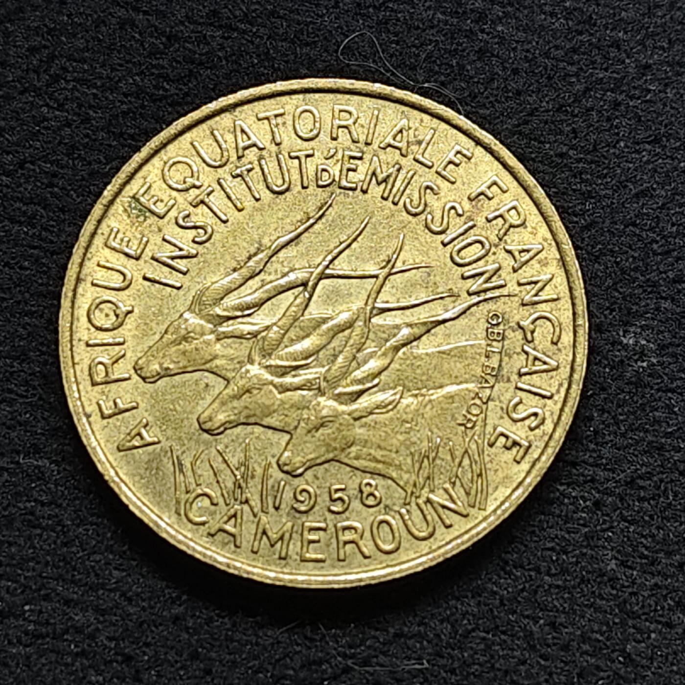 【全场包邮】纯粹捡漏拍476场（免费代拍第13场）调整中 法属赤道非洲1958年三羚羊25分