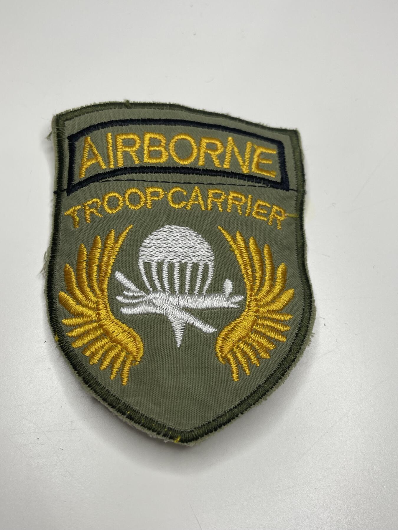 新时代收藏徽章红藏拍卖(第二十八场)  徽章纸品证书杂项 美国空降部队臂章