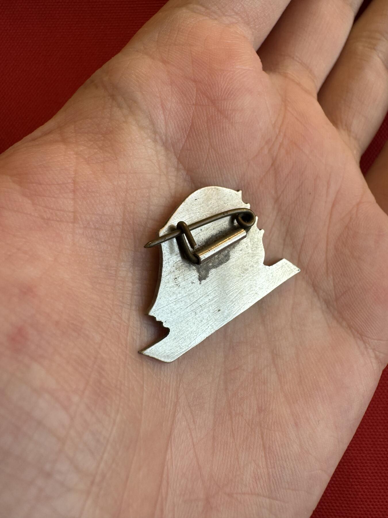 五哥徽章群   15号周六晚上八点4群联拍 铜章