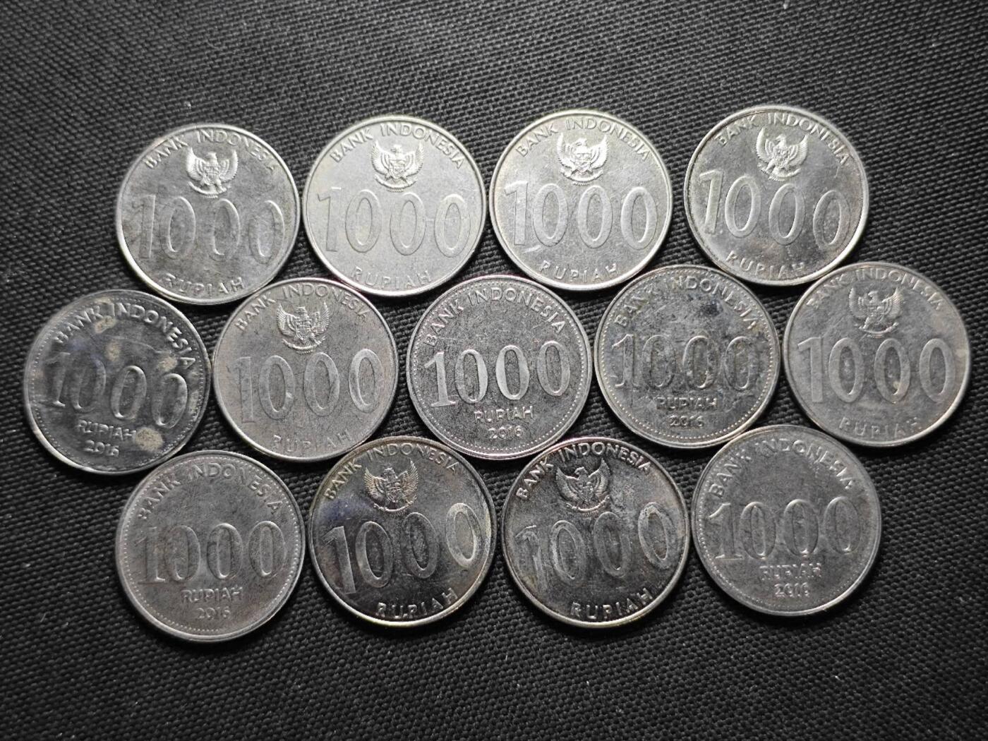 KK钱币收藏小铺  第370场  2月预留时间 周末发货  印度尼西亚1000卢比一组13枚