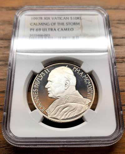 泉海漫舟·凡希社世界钱币微拍第三百十四期 - 1997梵蒂冈大洪水与方舟10000里拉大银精铸NGC-PF69UC