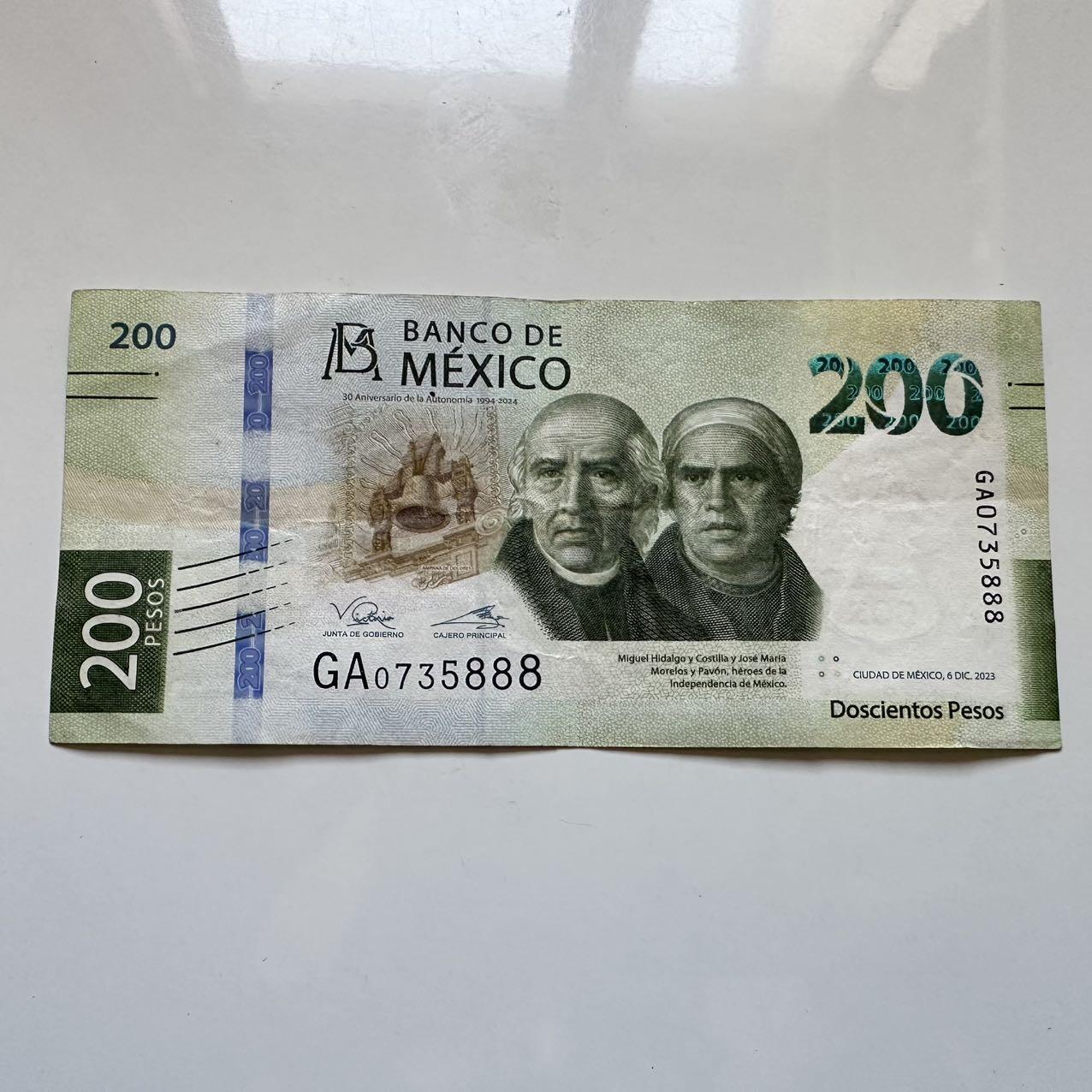 🌹外币初藏🌹🐯2025年第128场  每周二四六晚8️⃣点 接代拍 墨西哥2023年200比索