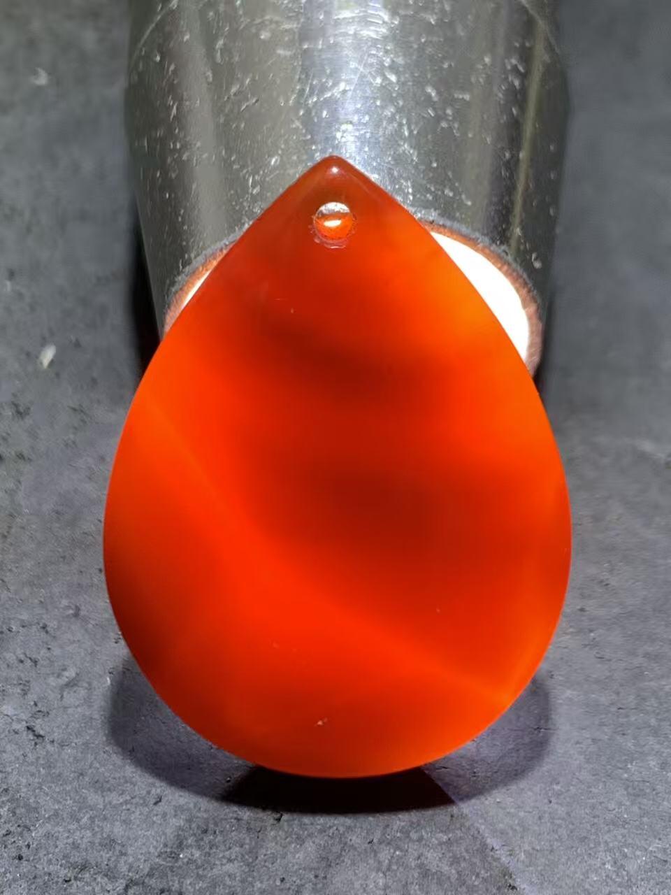 精美冻料北漂战国红玛瑙吊坠一个！