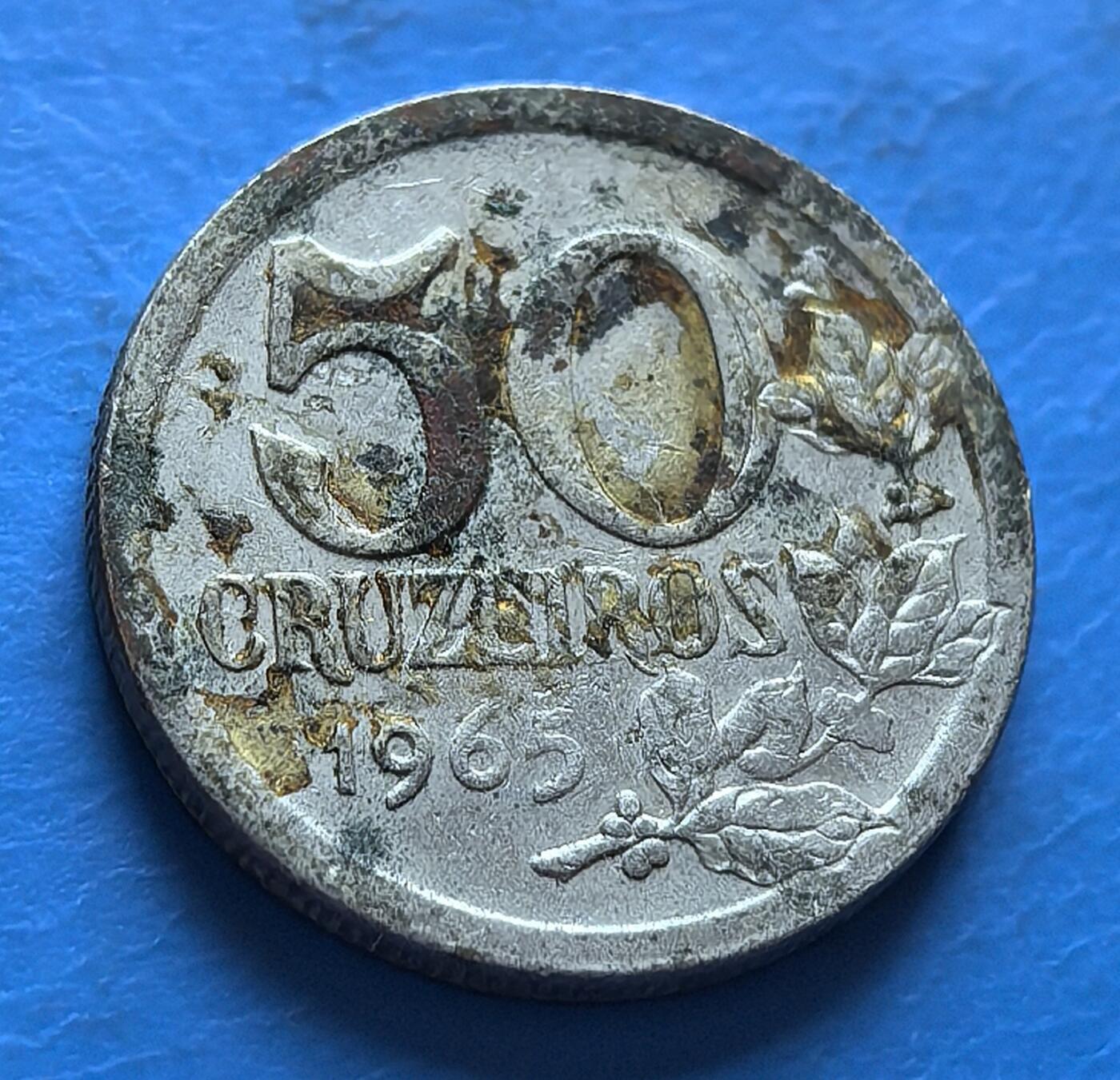 外国优质老铜币银币，周六九点倒数截拍，满百包邮，可寄存半年，喜欢朋友微信扫描二维码可直接参拍