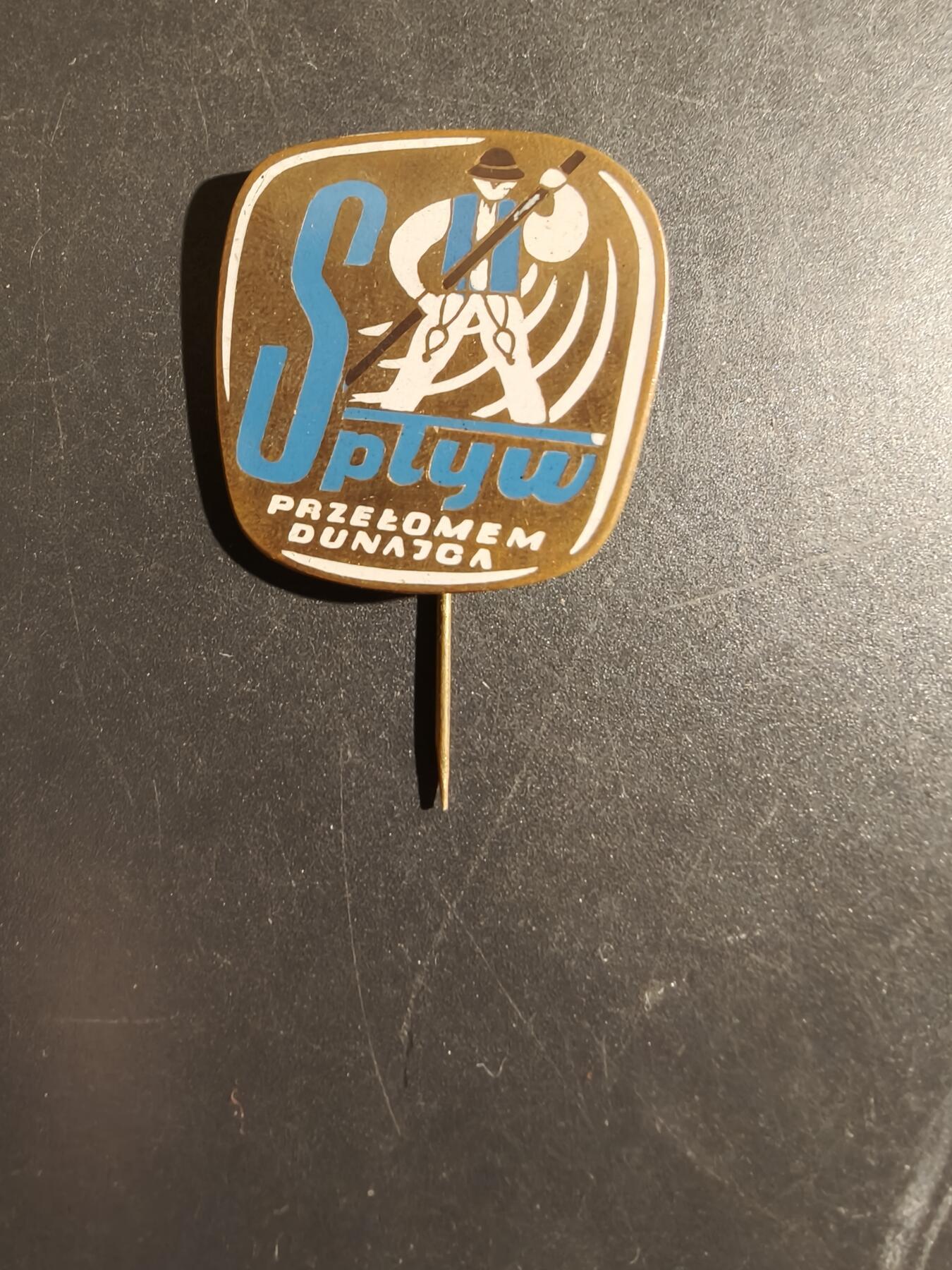 老王徽章第163期 13-15日三场连拍 16日统一发货  13、14日结束后可寄存