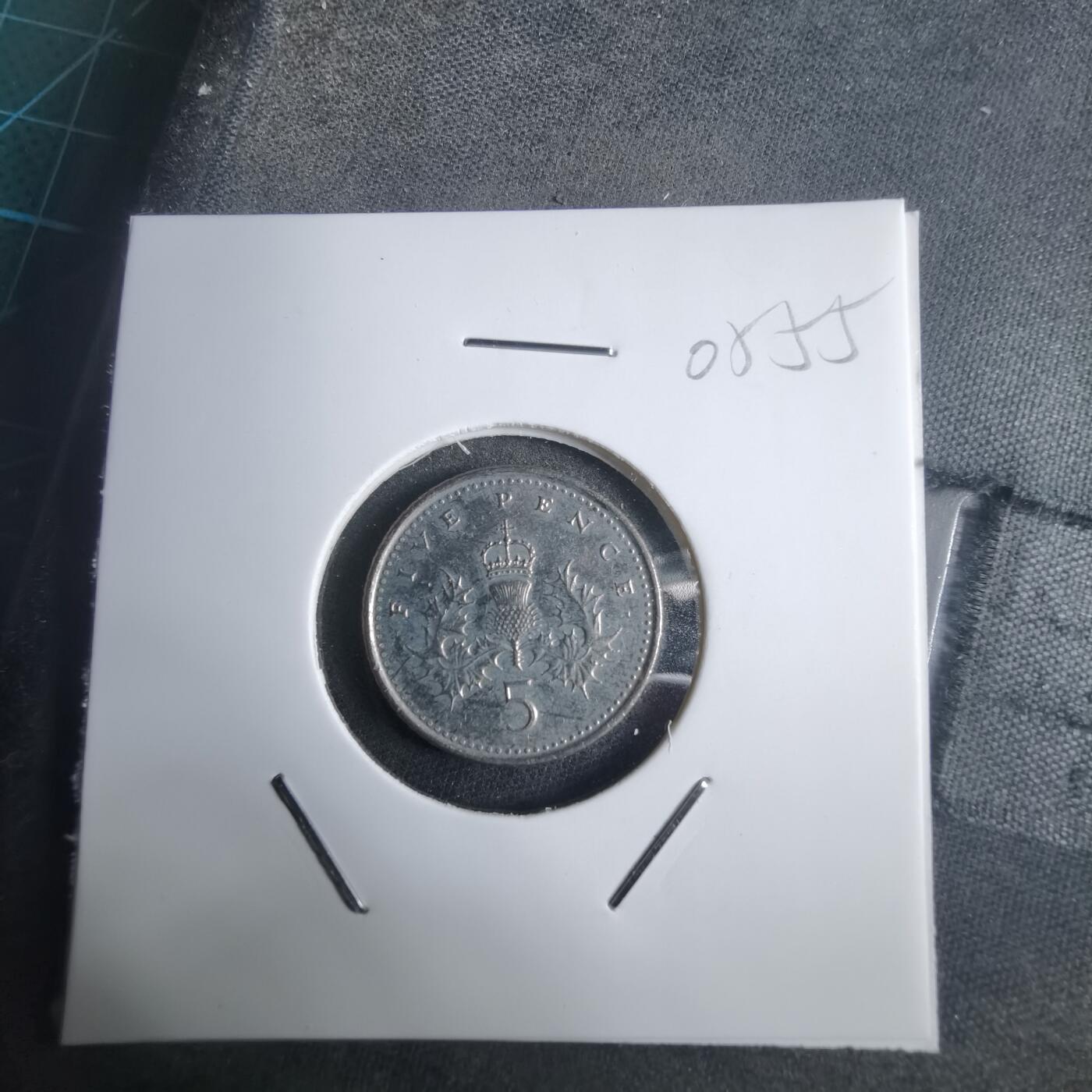 沼泽如烟--第905场 英国2000年5便士