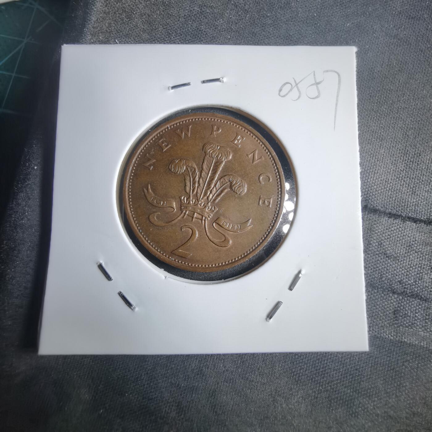 沼泽如烟--第905场 英国1975年2便士