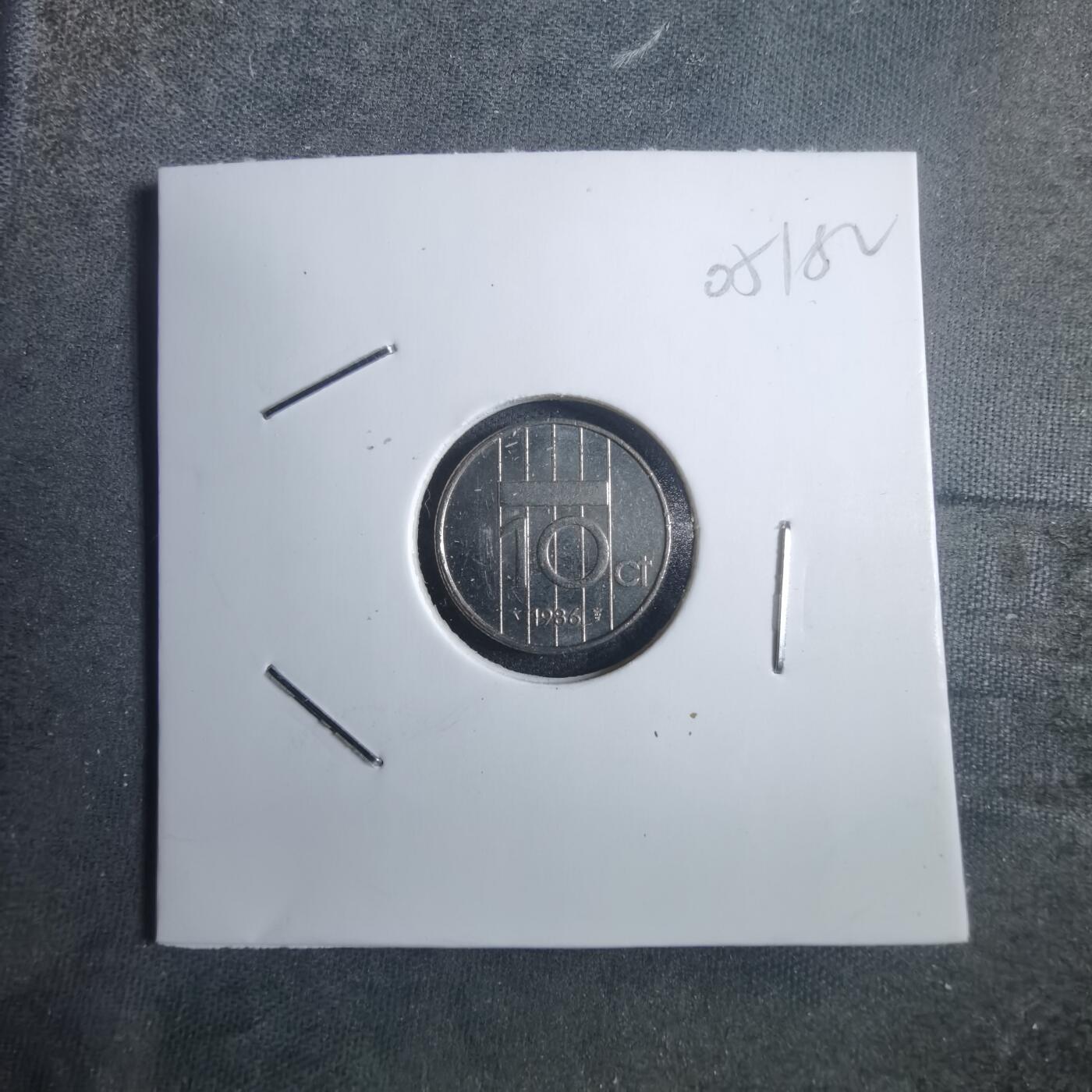 沼泽如烟--第905场 荷兰1986年10分