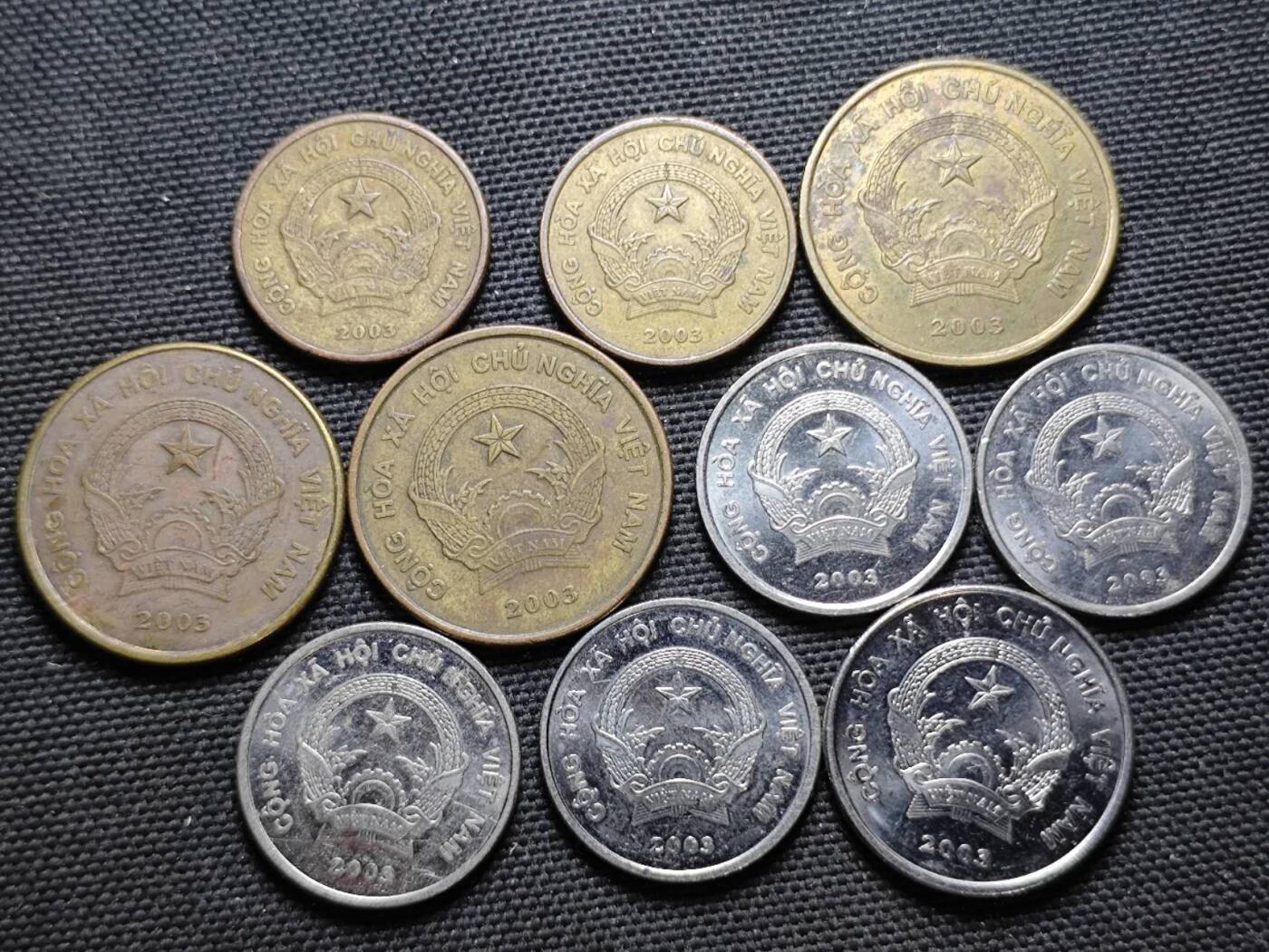 KK钱币收藏小铺  第370场  2月预留时间 周末发货  越南一组10枚