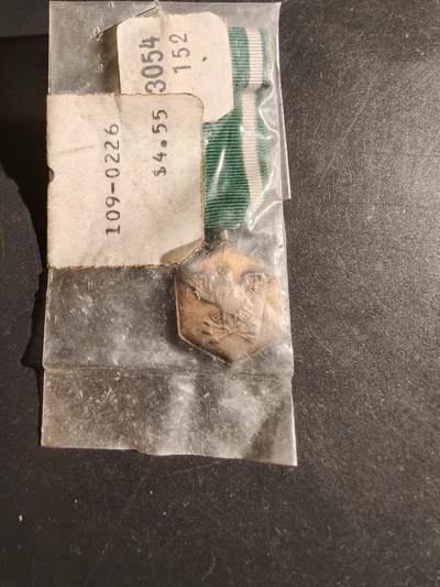 老王徽章第163期 13-15日三场连拍 16日统一发货  13、14日结束后可寄存 - 美国海军军事功绩奖章迷你章