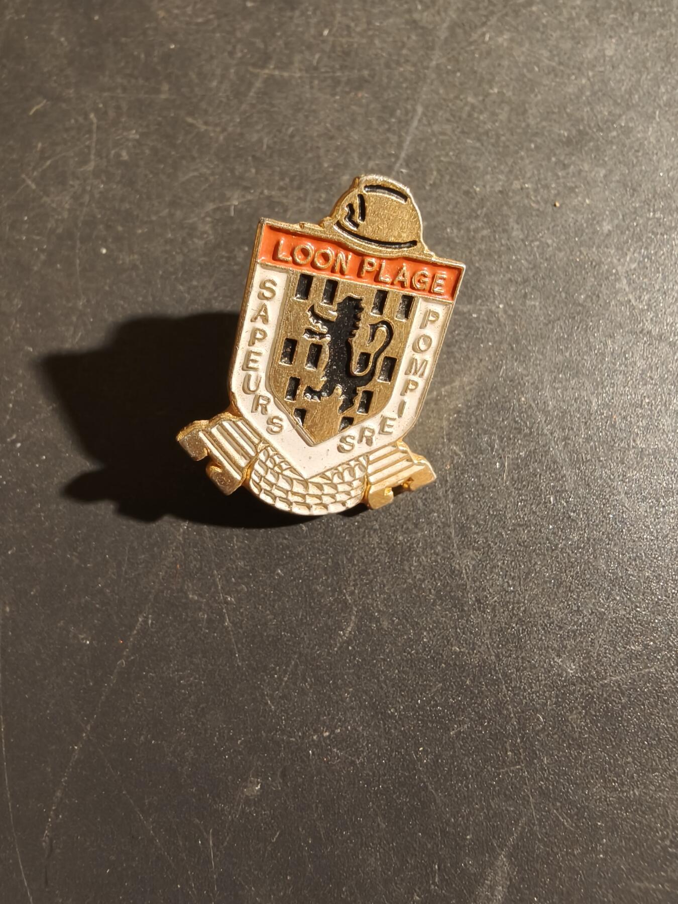 老王徽章第163期 13-15日三场连拍 16日统一发货  13、14日结束后可寄存