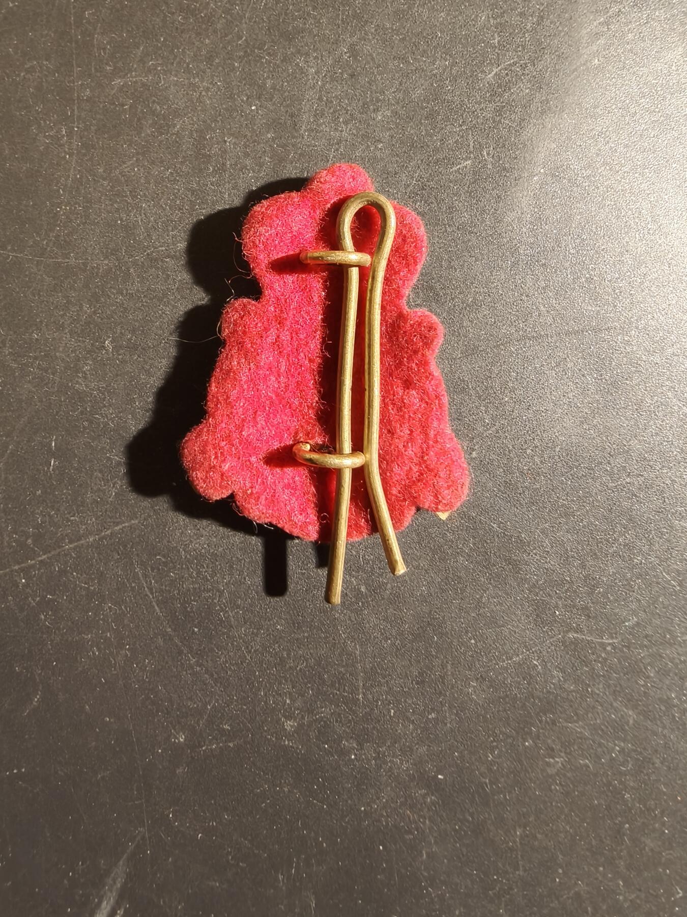 老王徽章第163期 13-15日三场连拍 16日统一发货  13、14日结束后可寄存 丹麦陆军机电与工程师团帽徽     底衬完整