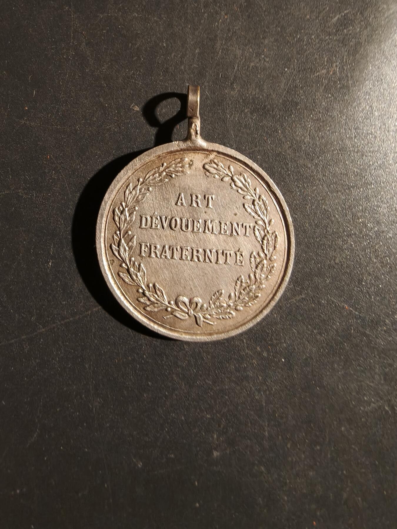 老王徽章第163期 13-15日三场连拍 16日统一发货  13、14日结束后可寄存