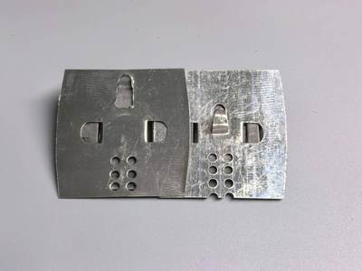 小驴勋章奖章收藏11月15日周六晚五点拍卖（珍爱和平，收藏战争，铭记历史，勿忘国耻，忠党爱国。有偿代拍，送拍规则在简介最后，参拍须阅读规则后再参拍，关系到运费包装发货时效真假辨别等关键信息，拍卖时不再发原图，看大图店主微信码在拍卖店铺介绍里） - d3联排板子，钢质