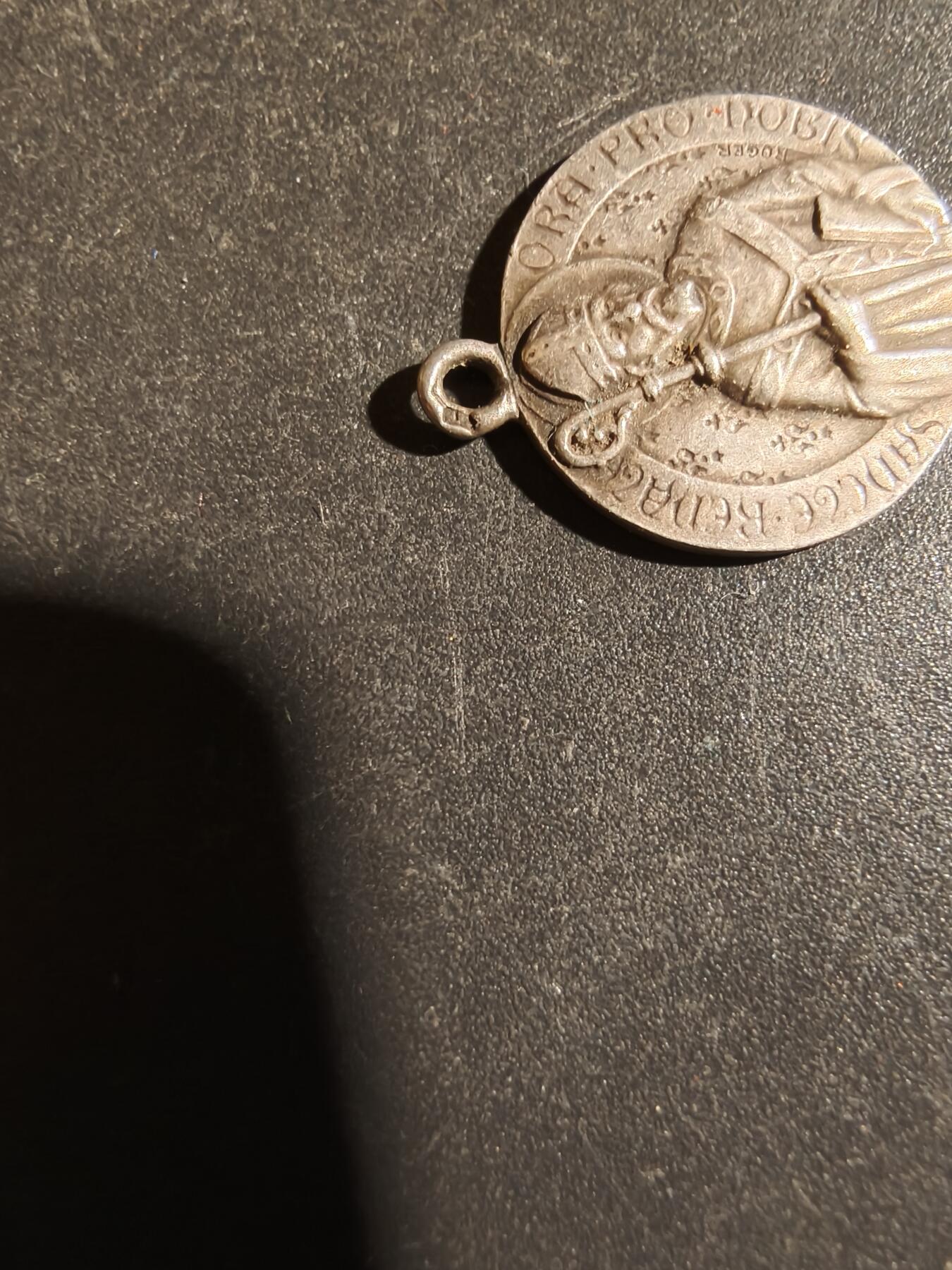 老王徽章第163期 13-15日三场连拍 16日统一发货  13、14日结束后可寄存