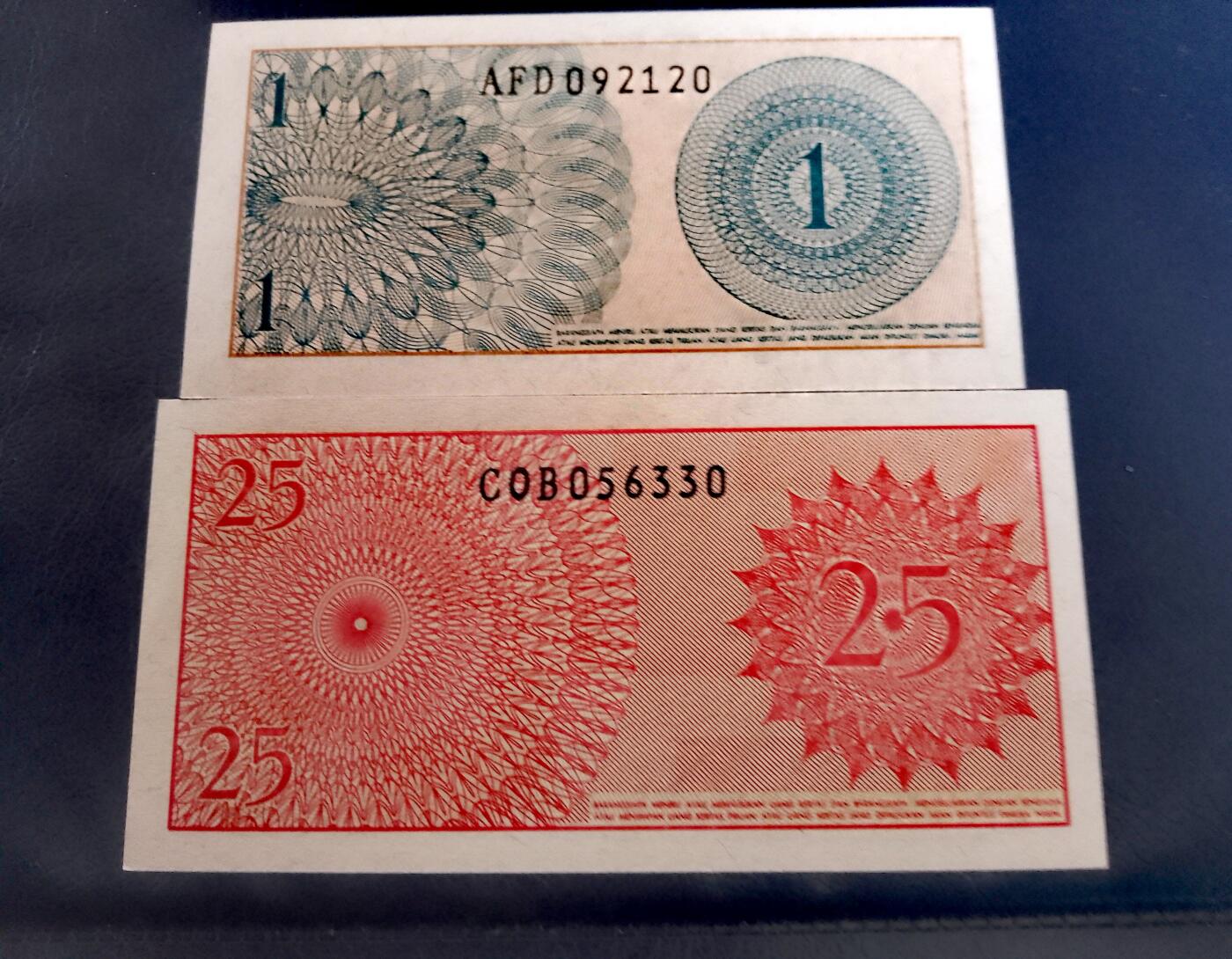 全新印度尼西亚1964年1、25仙永恒号靓品纸币2枚一对