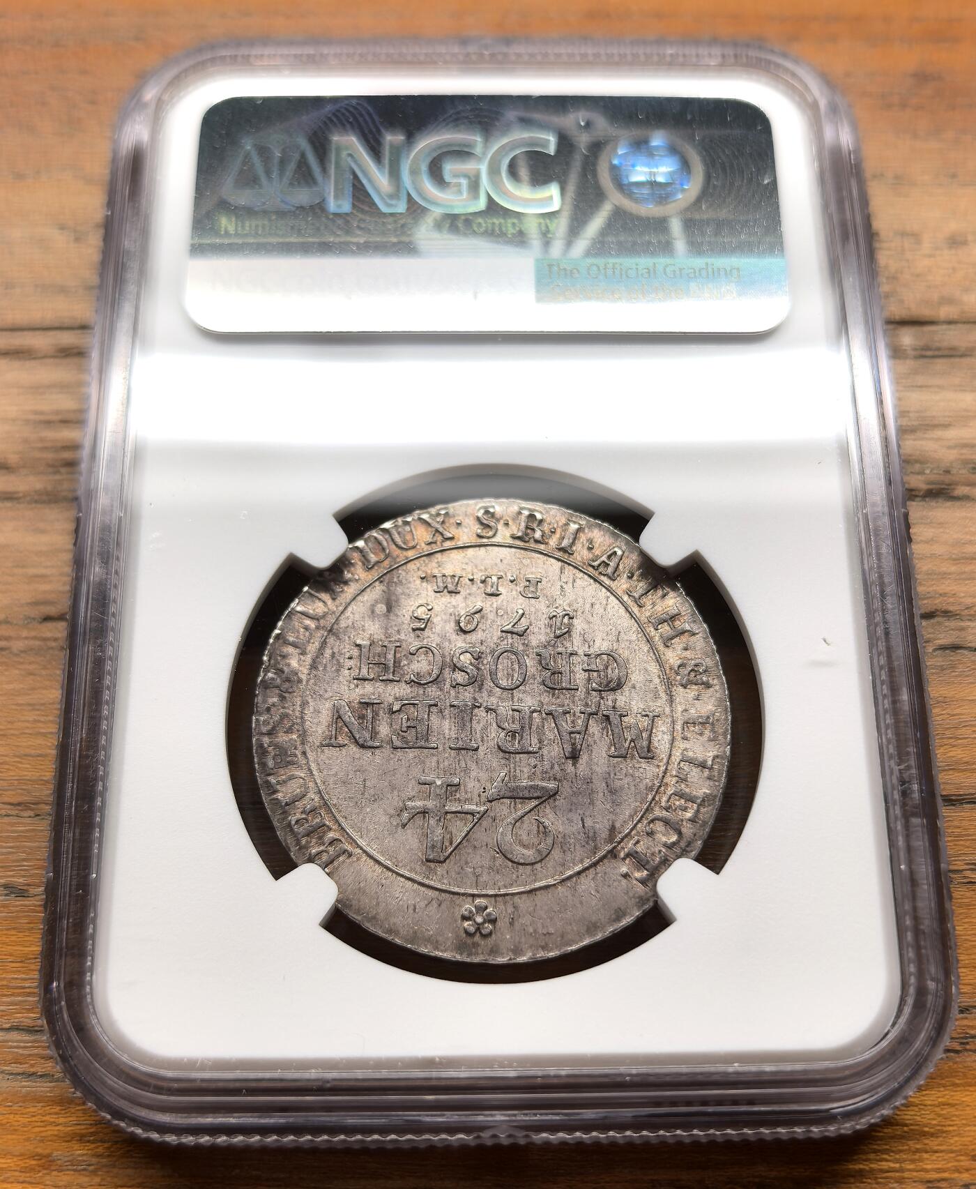 泉海漫舟·凡希社世界钱币微拍第三百十四期 1795德国不伦瑞克汉诺威盾徽版2/3泰勒NGC-MS63，英王乔治三世的德国领地，烟灰五彩，极富质感且韵味十足的一枚！