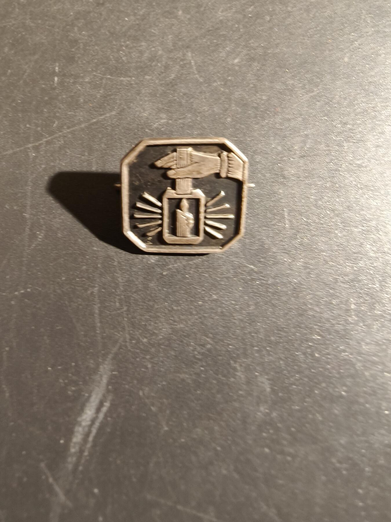 老王徽章第163期 13-15日三场连拍 16日统一发货  13、14日结束后可寄存 丹麦徽章