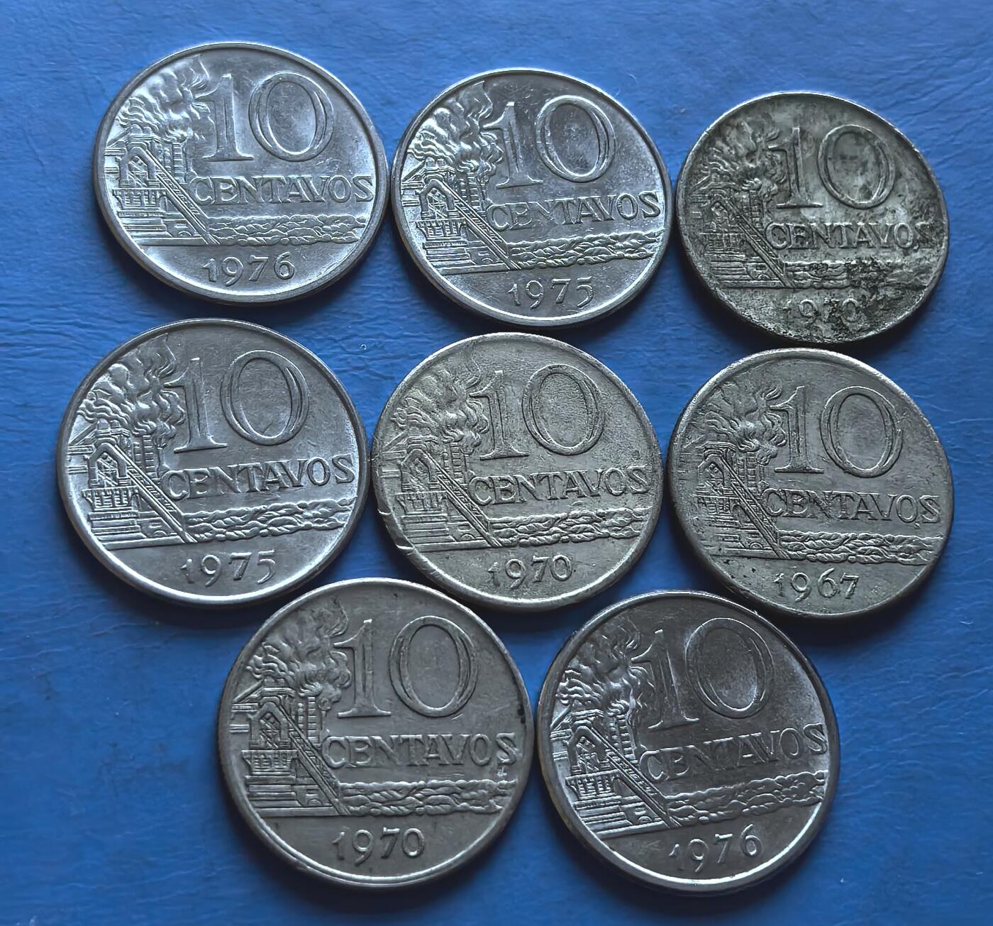 外国优质老铜币银币，周六九点倒数截拍，满百包邮，可寄存半年，喜欢朋友微信扫描二维码可直接参拍