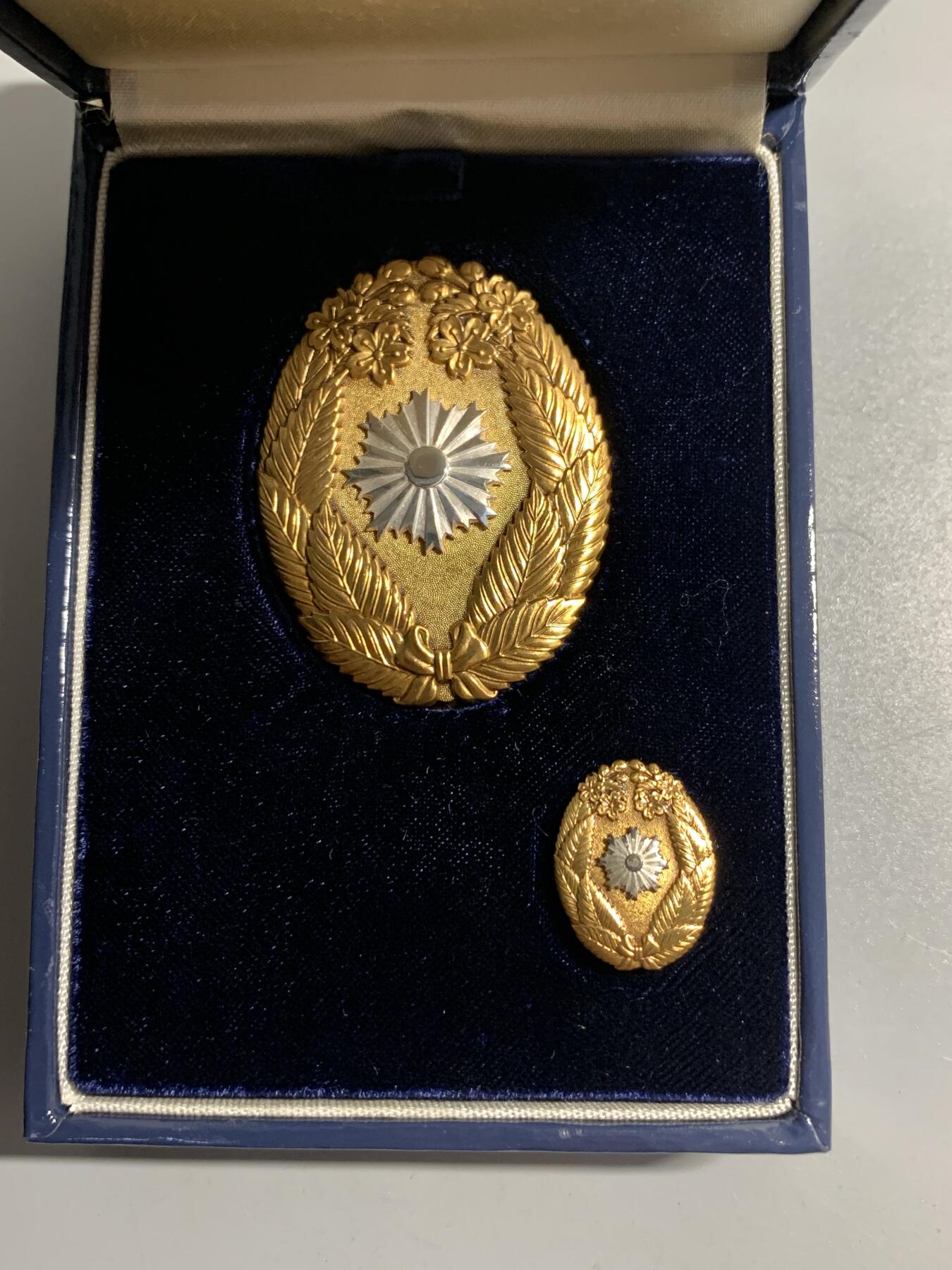 远东徽章小铺11月16日周日晚上9点结束 警视厅功劳章