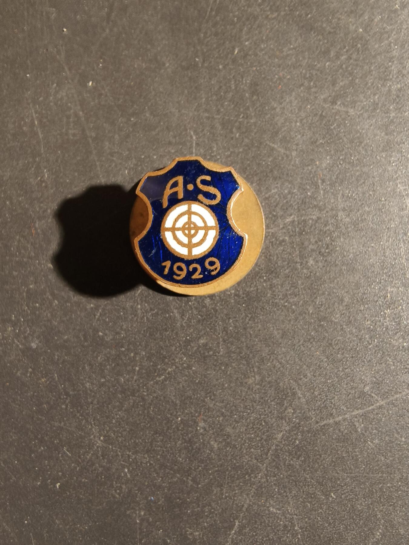 老王徽章第163期 13-15日三场连拍 16日统一发货  13、14日结束后可寄存 丹麦徽章