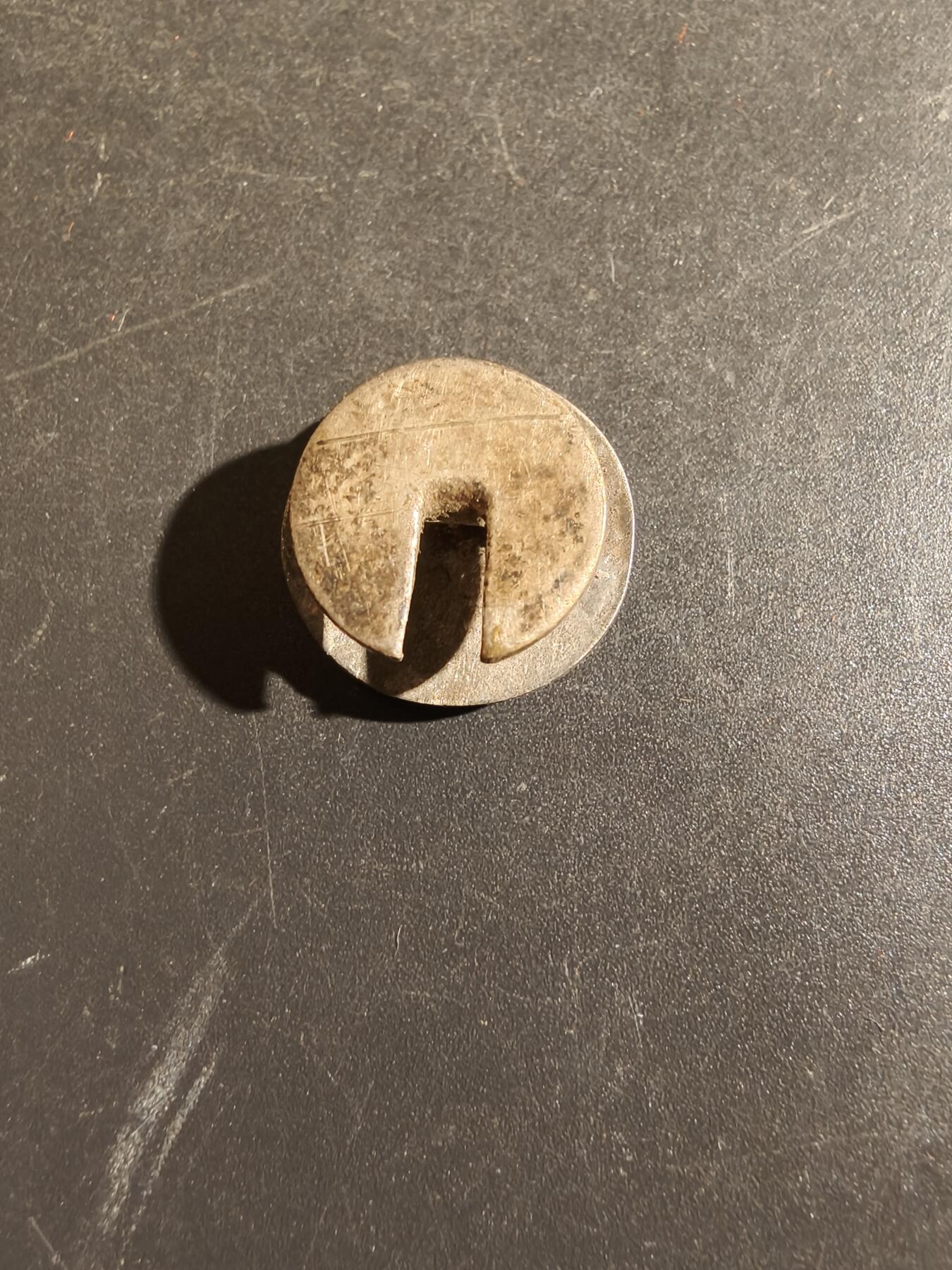 老王徽章第163期 13-15日三场连拍 16日统一发货  13、14日结束后可寄存 东德体育运动管理协会徽章