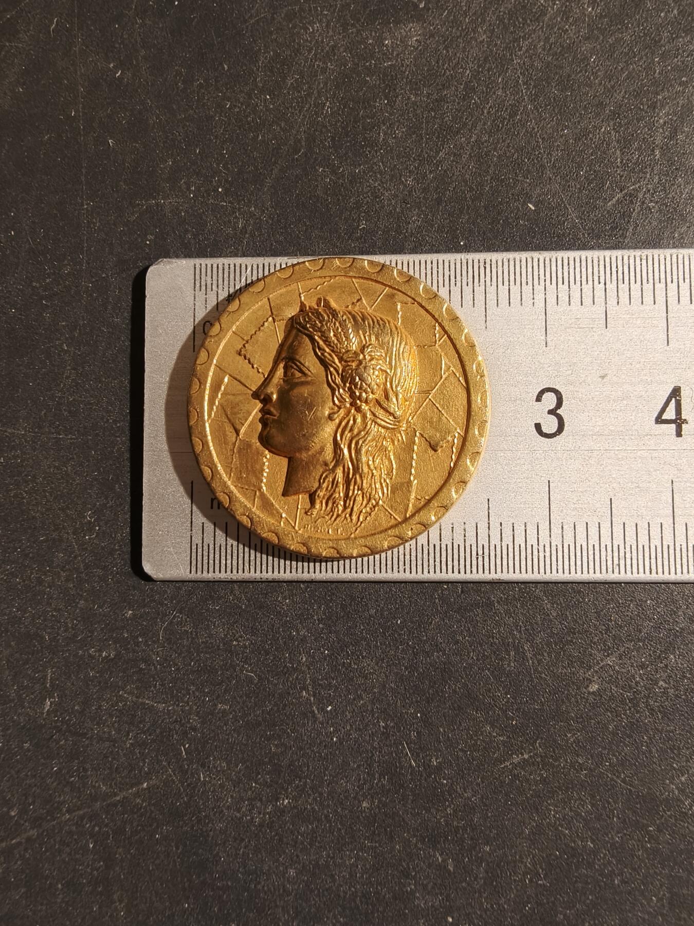 老王徽章第163期 13-15日三场连拍 16日统一发货  13、14日结束后可寄存