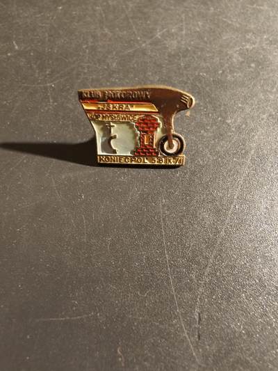 老王徽章第163期 13-15日三场连拍 16日统一发货  13、14日结束后可寄存 - 1974年波兰科涅茨波尔摩托车俱乐部徽章