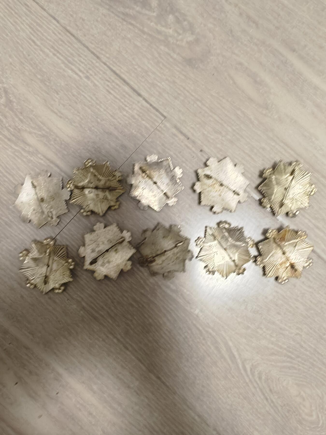 朝鲜二级章10枚