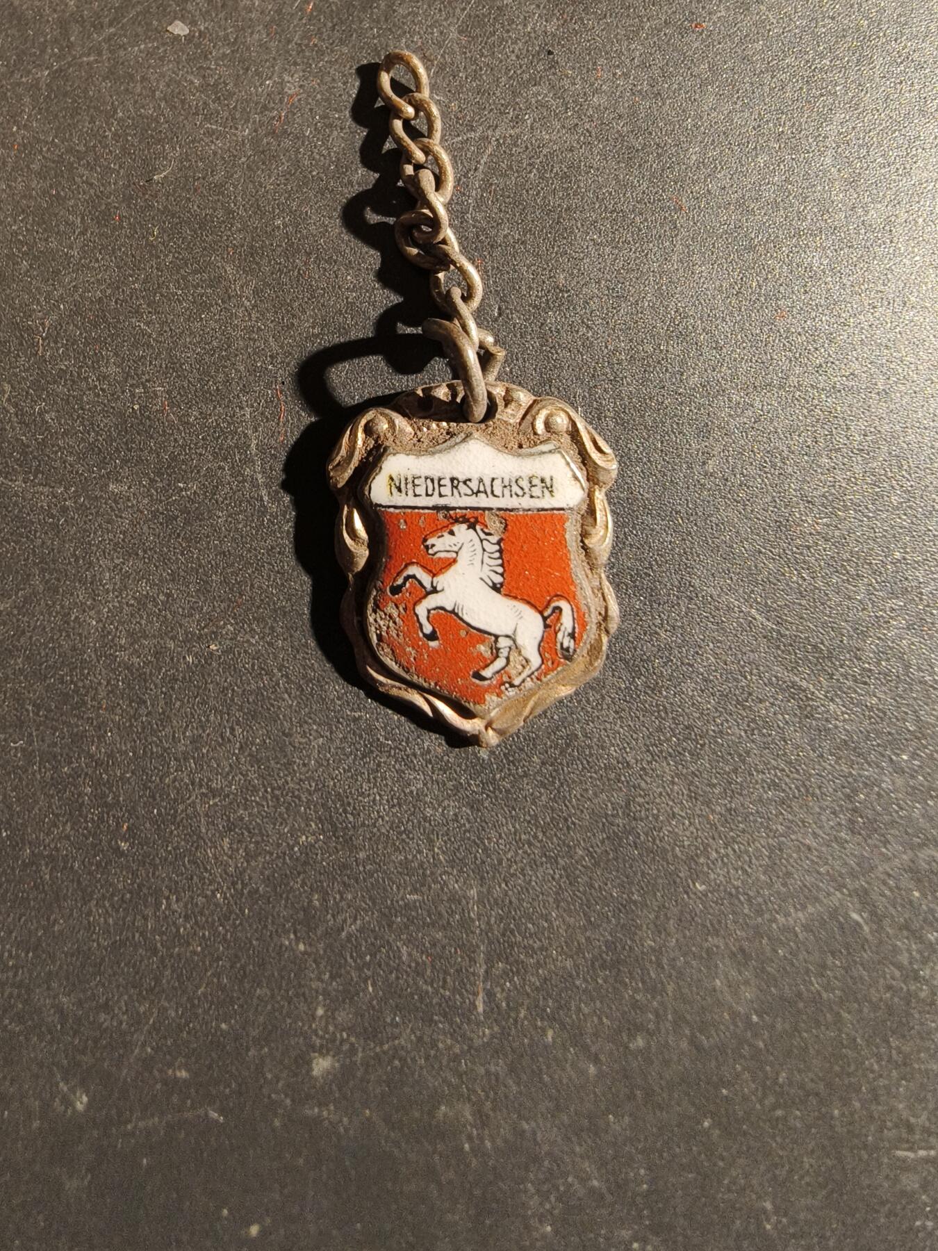 老王徽章第163期 13-15日三场连拍 16日统一发货  13、14日结束后可寄存 德国下下萨克森州城市徽章