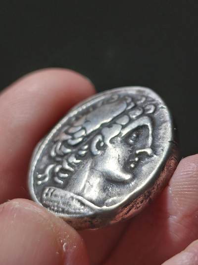 典藏精品！少见！希腊化-古埃及托勒密十二世四德拉克马银币，公元前79-78年，正面为带着王冠的托勒密一世，背面为栖息在闪电上的鹰