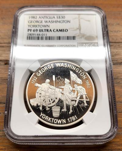 泉海漫舟·凡希社世界钱币微拍第三百十四期 - 1982安提瓜约克镇纪念30元大银精铸NGC-PF69UC