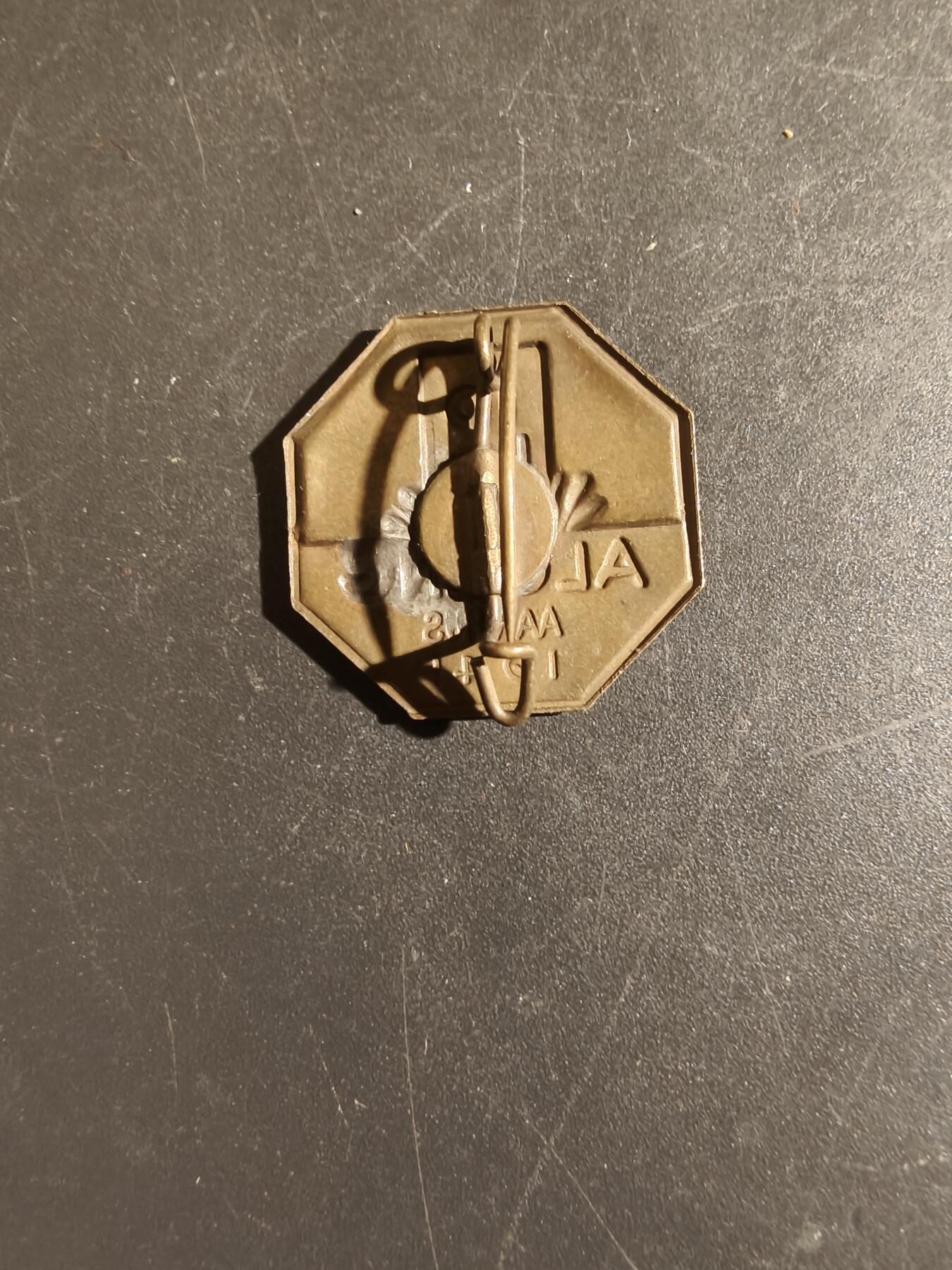 老王徽章第163期 13-15日三场连拍 16日统一发货  13、14日结束后可寄存 丹麦徽章