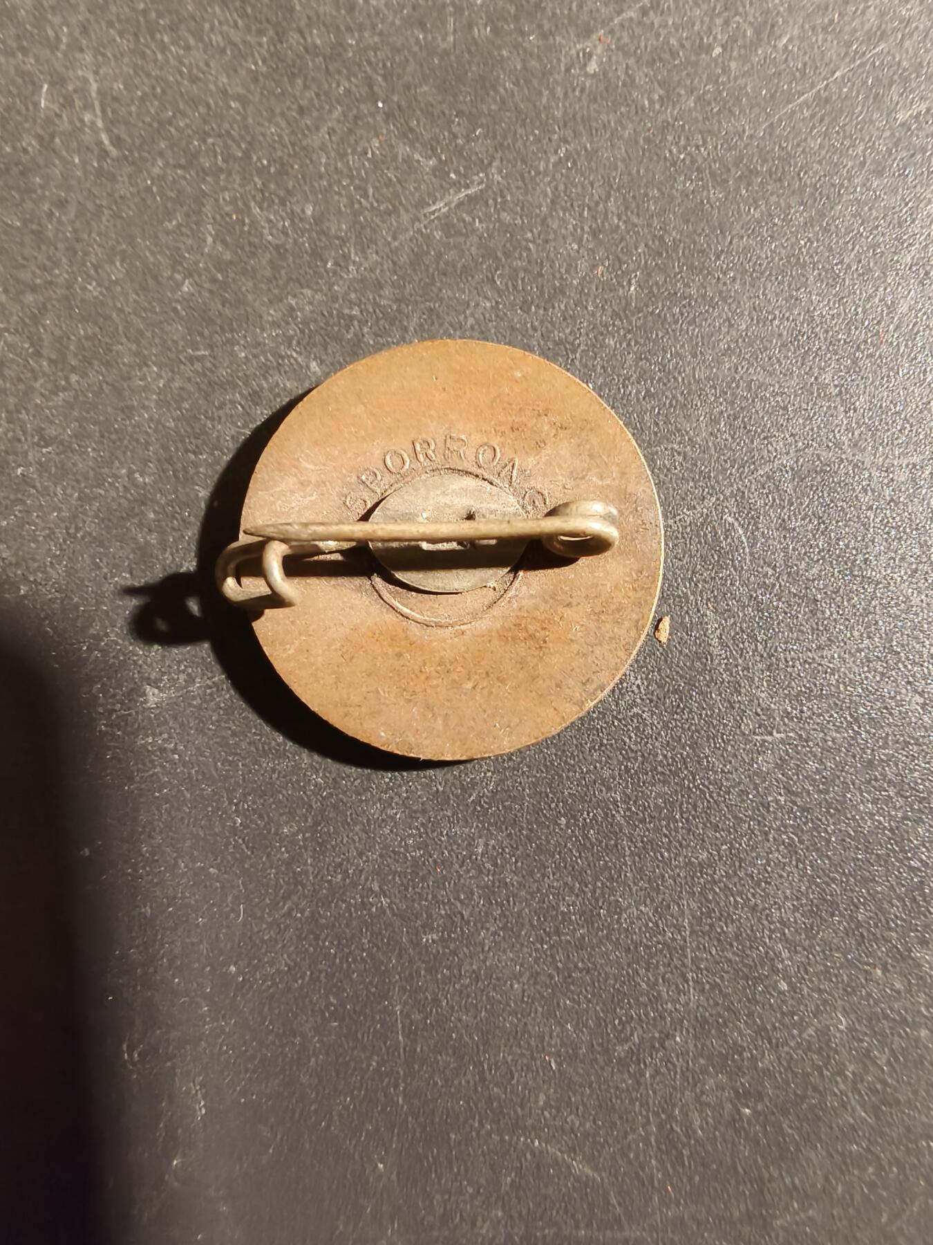 老王徽章第163期 13-15日三场连拍 16日统一发货  13、14日结束后可寄存