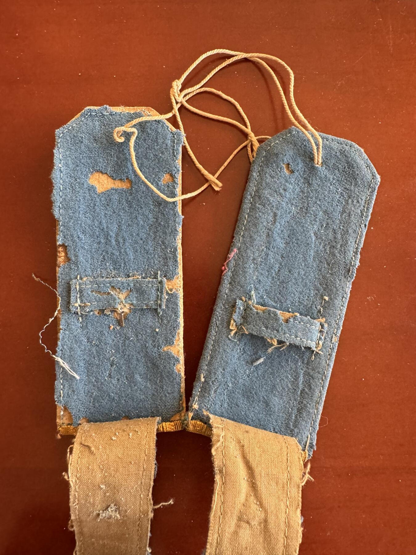 五哥徽章群   15号周六晚上八点4群联拍