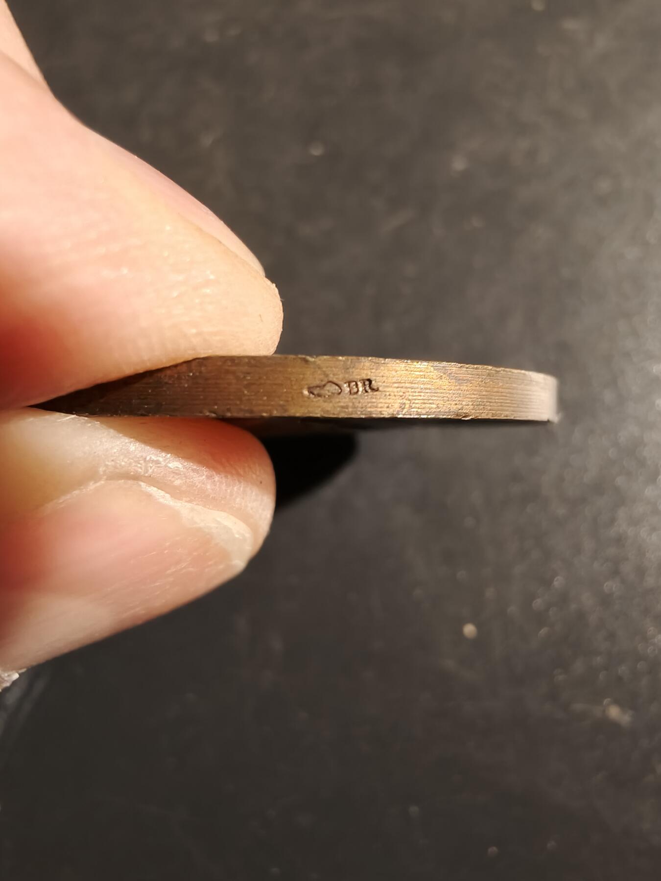 老王徽章第163期 13-15日三场连拍 16日统一发货  13、14日结束后可寄存 法国历史协会大铜章    直径34mm.    重量20g