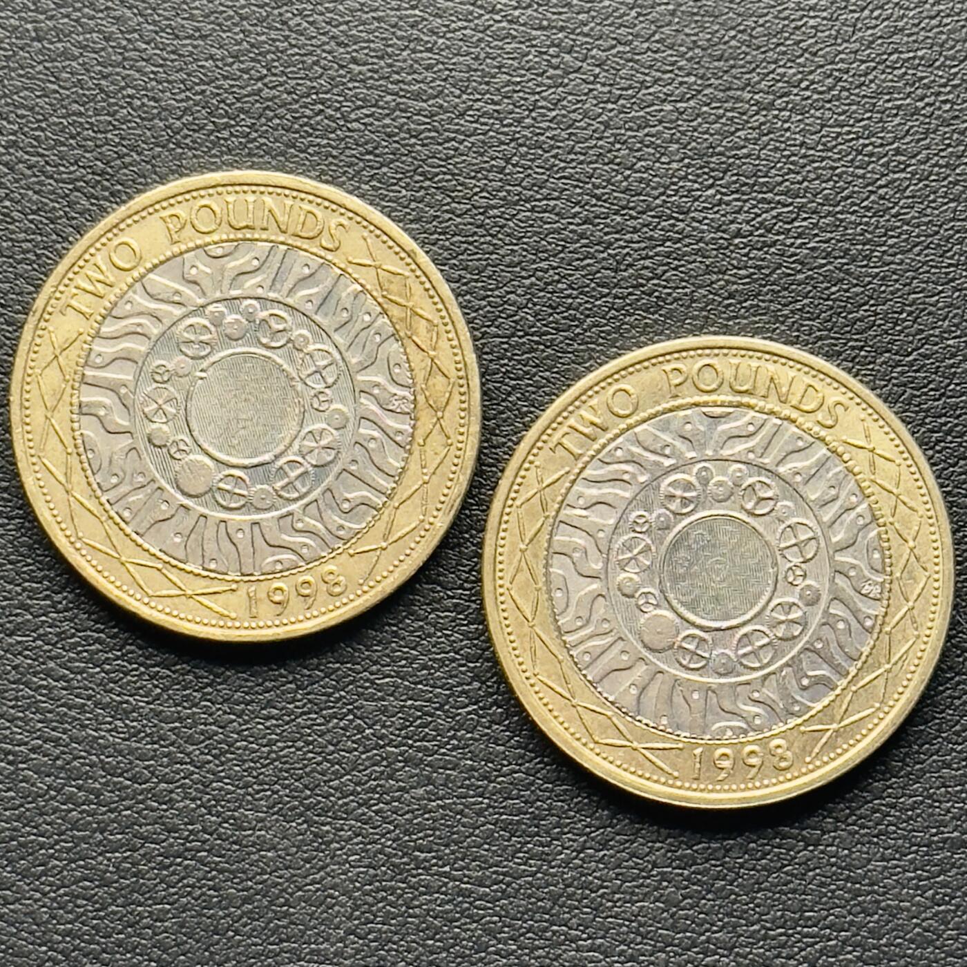 ＜小葵钱铺＞第65期·散币·银币场·满200包邮，不寄存·17号发货 英国1998年科技齿轮四环2镑双色纪念币2枚