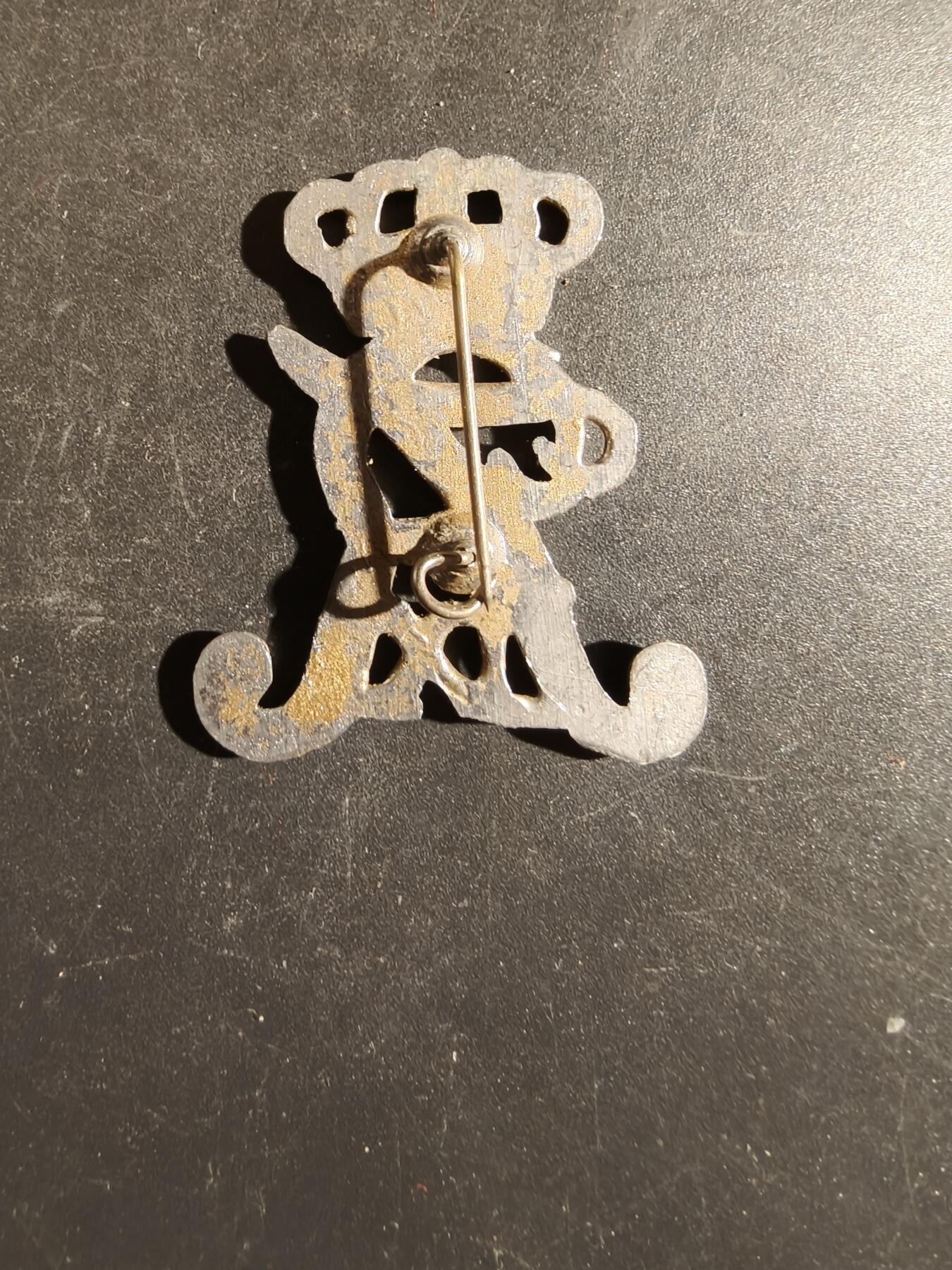 老王徽章第163期 13-15日三场连拍 16日统一发货  13、14日结束后可寄存 丹麦国王弗里德里希九世徽章