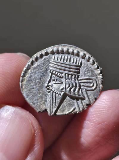 星盘世界钱币十一月二十二日古典币精品专场 - 极品帕提亚帝国沃洛加西斯三世一德拉克马银币，无需多言