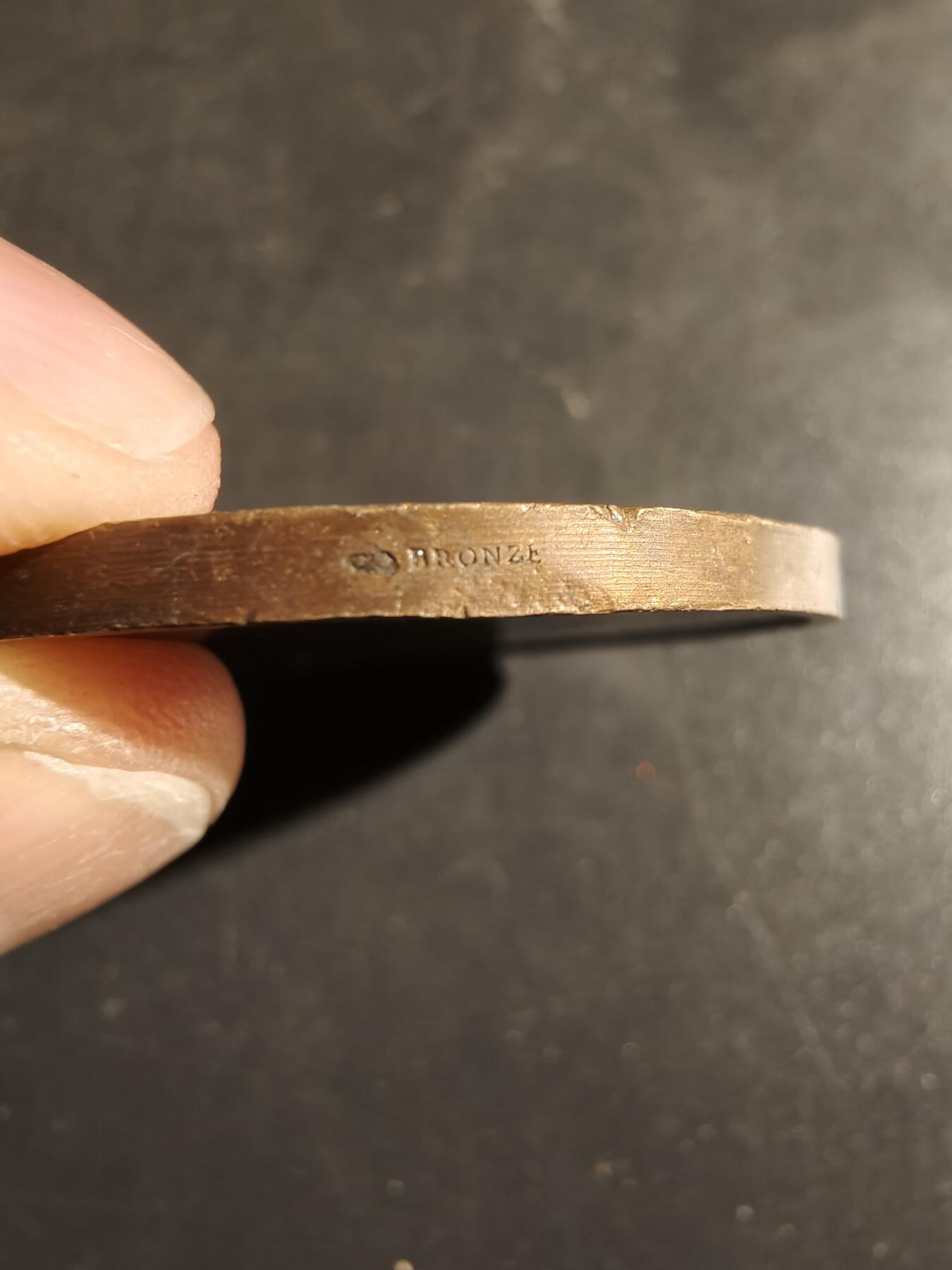 老王徽章第163期 13-15日三场连拍 16日统一发货  13、14日结束后可寄存