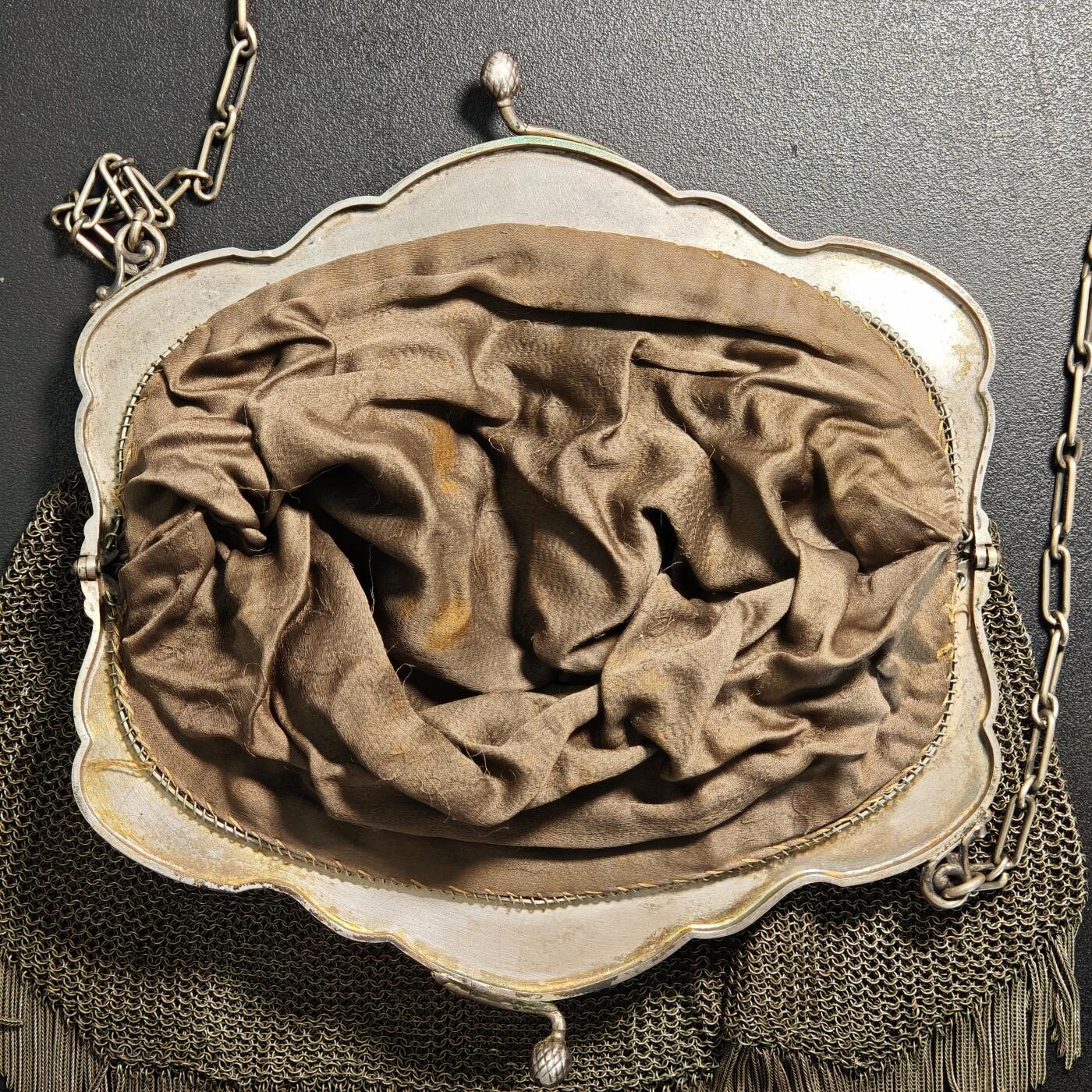 【德藏】世界币章拍卖第153期（拍品征集中~欢迎藏友联系） 欧洲老银钱袋 手工刻花 工艺精湛 重约：350g