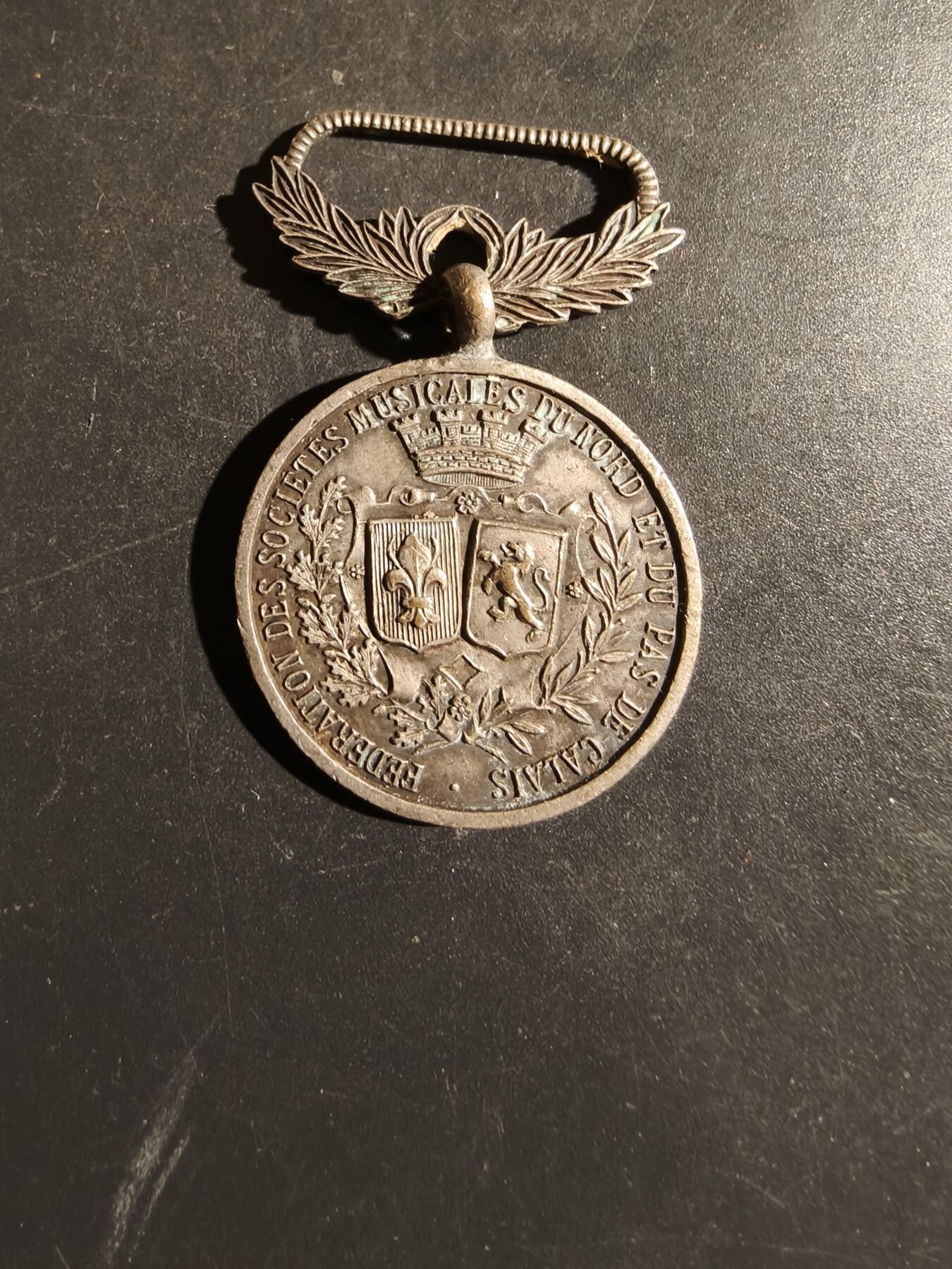 老王徽章第163期 13-15日三场连拍 16日统一发货  13、14日结束后可寄存