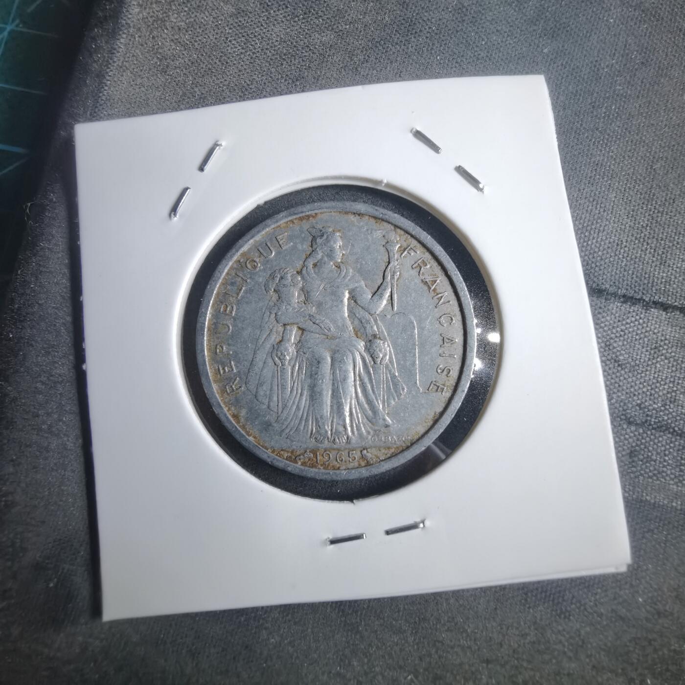 沼泽如烟--第905场 法属波利尼西亚1965年2法郎