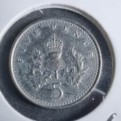 沼泽如烟--第905场 - 英国2000年5便士