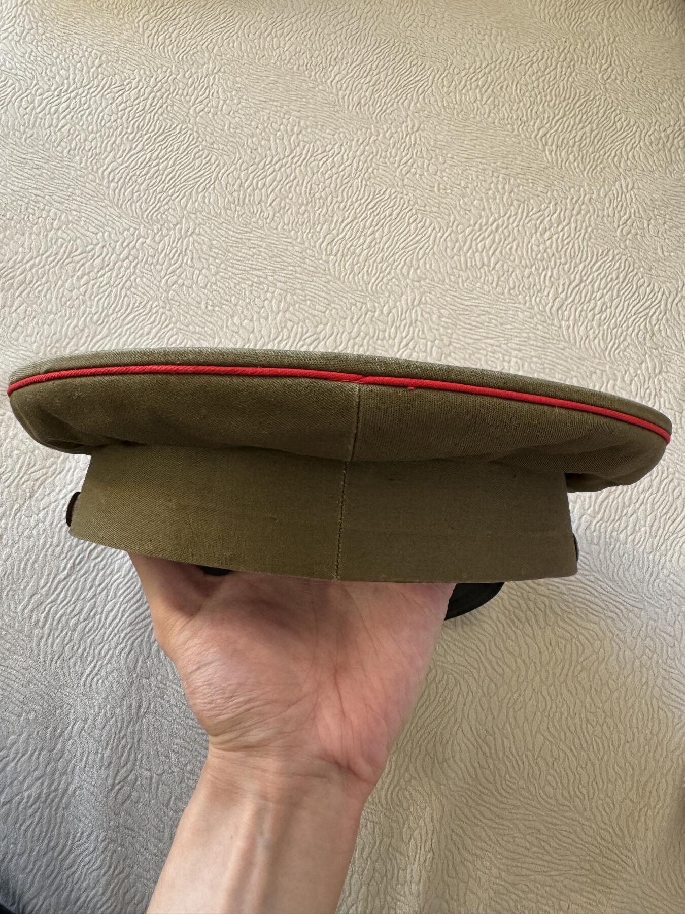 五哥徽章群   15号周六晚上八点4群联拍 帽子