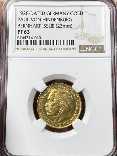 万国钱币拍卖第055期 - NGC PF63 1928年德国魏玛共和国总统兴登堡20马克精致金质币章 伯恩哈特设计左脸像名誉品 精制镜面精铸 900金 6.53G