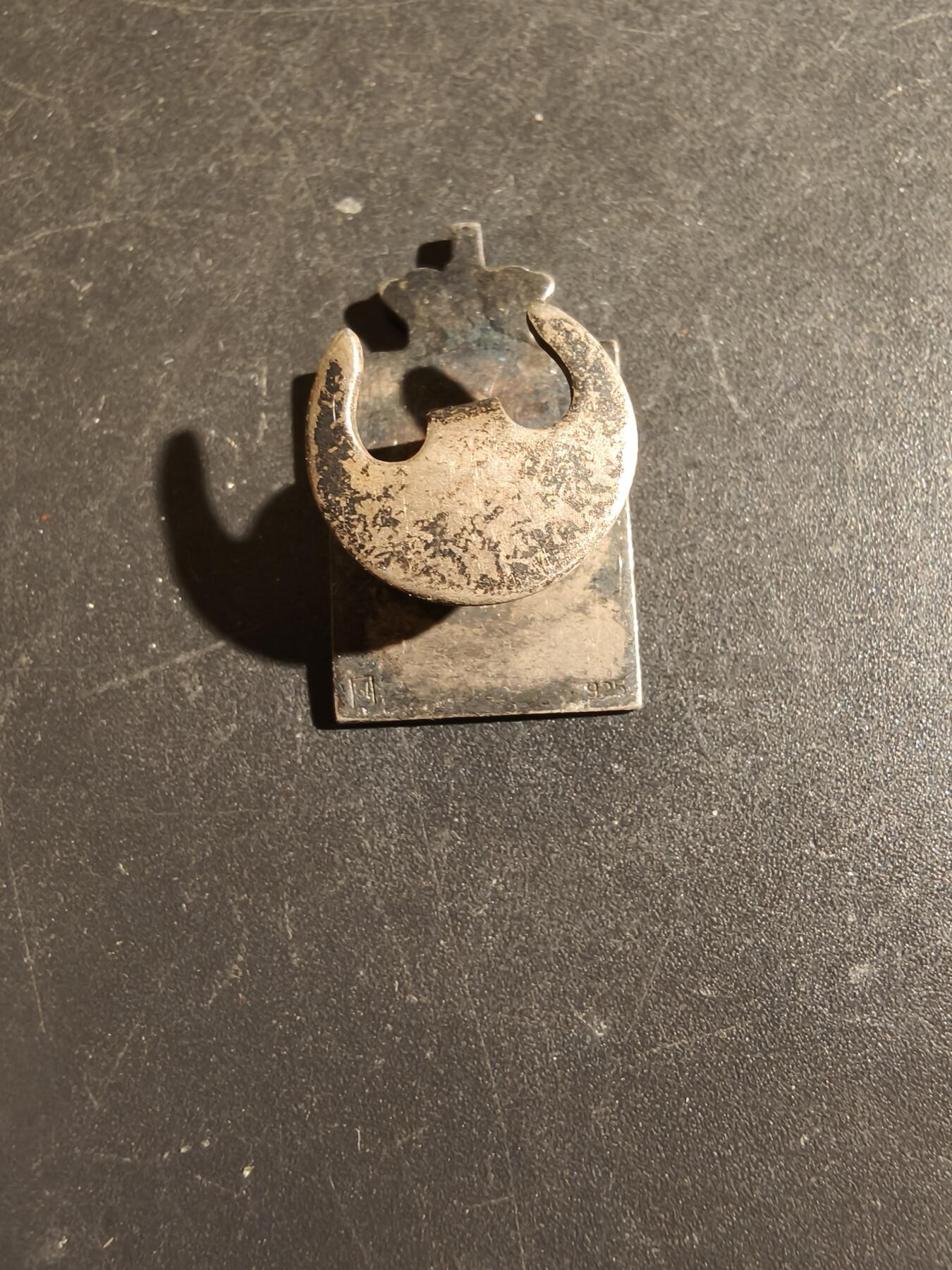 老王徽章第163期 13-15日三场连拍 16日统一发货  13、14日结束后可寄存